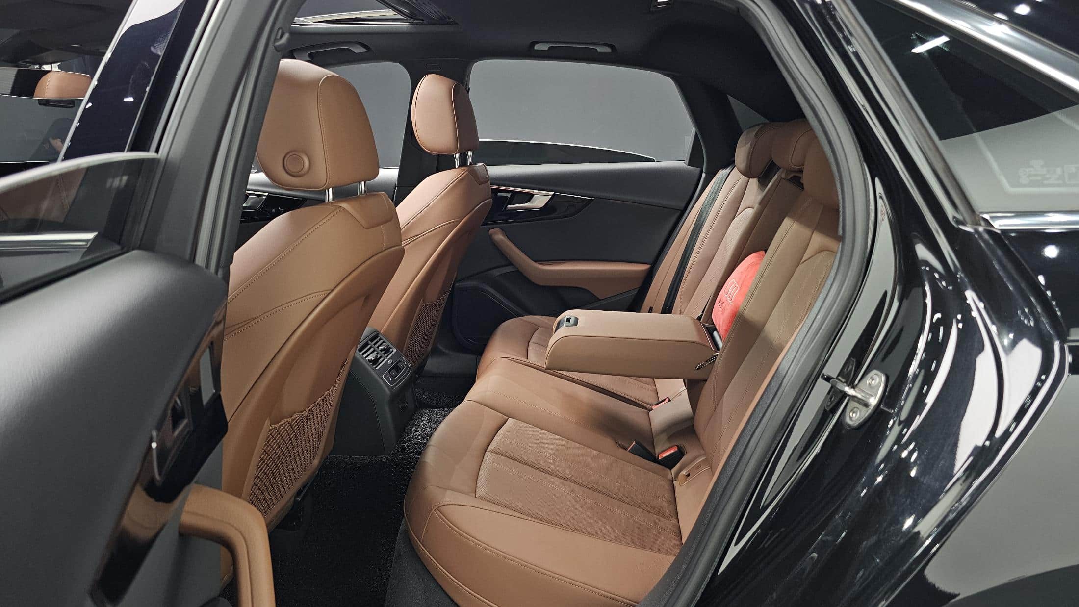 2021 AUDI A4 40 TFSI Premium