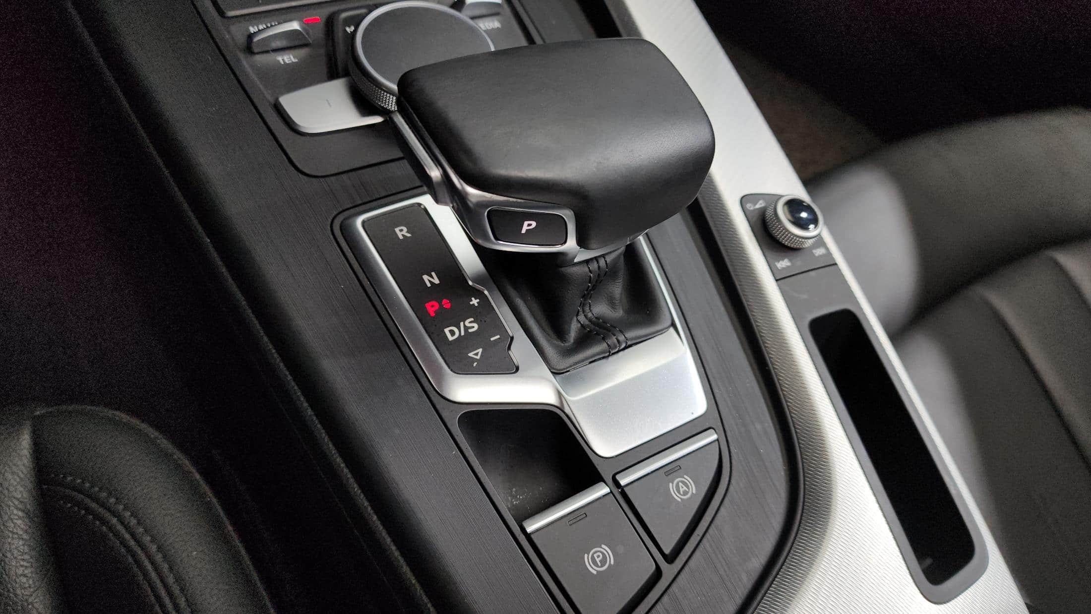 2019 AUDI A4 40 TFSI