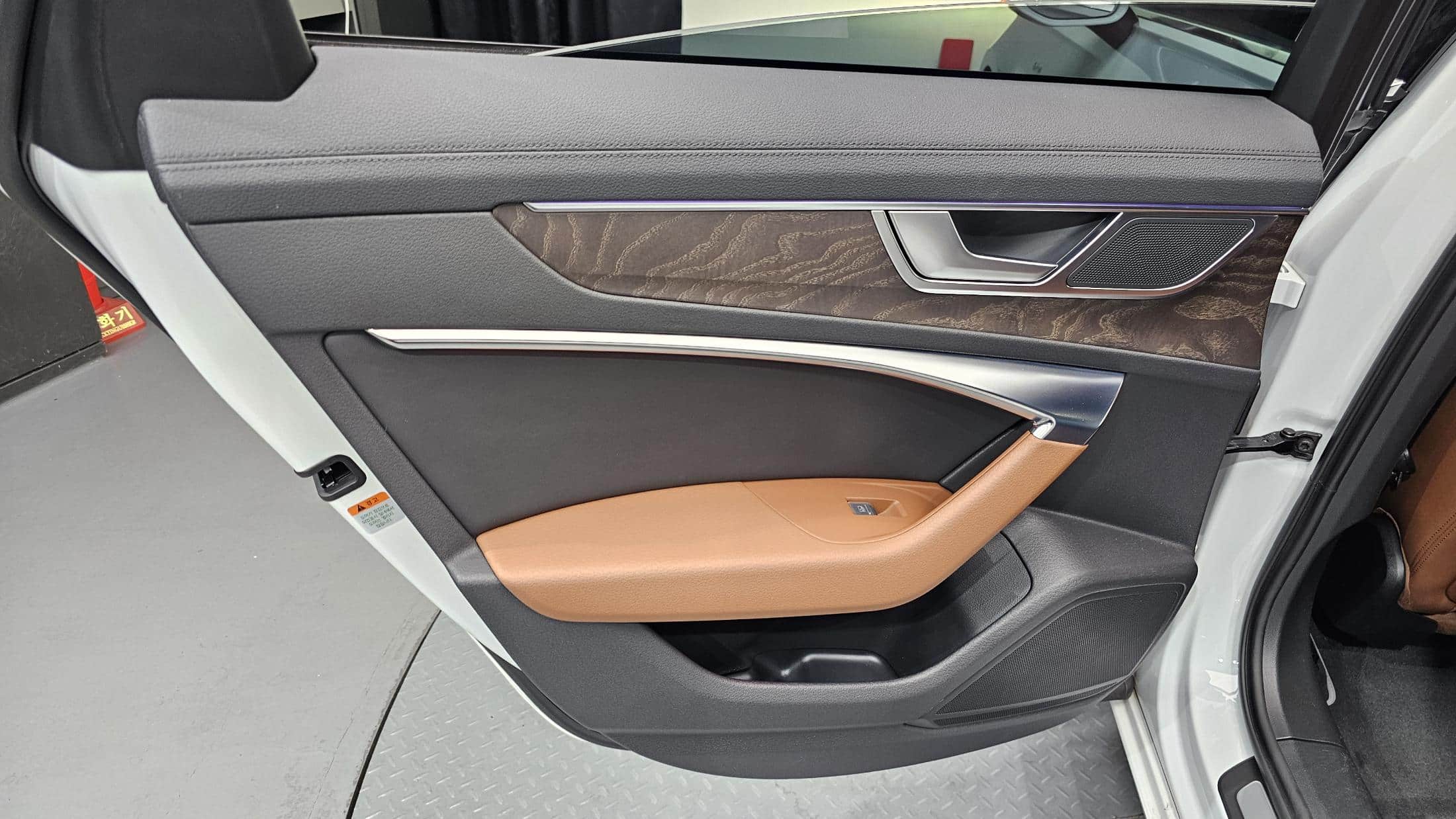 2020 AUDI A6 40 TDI Quattro Premium - 2020 アウディ A6