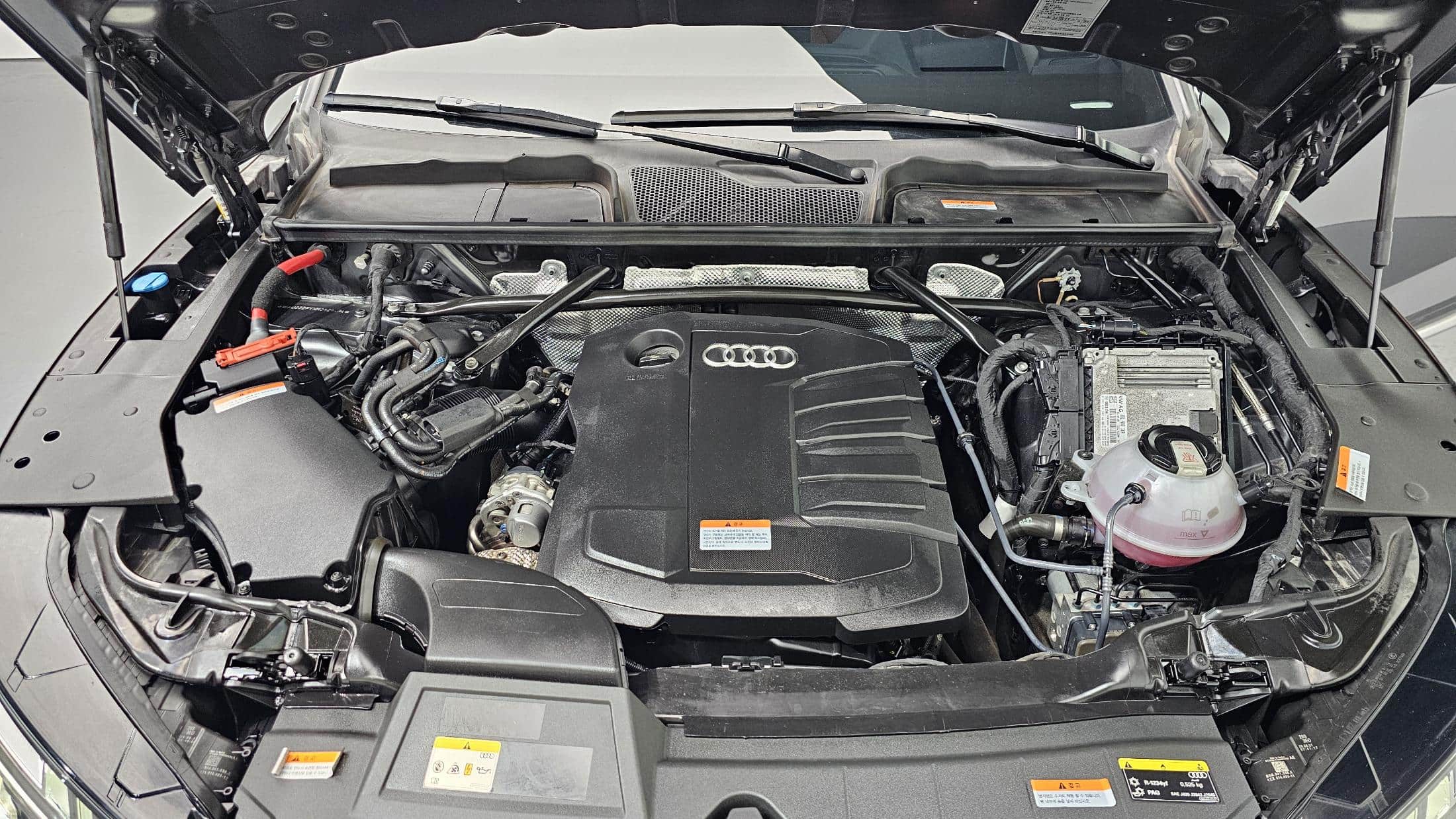 2021 AUDI Q5 40 TDI Quattro Premium - 2021 アウディ Q5