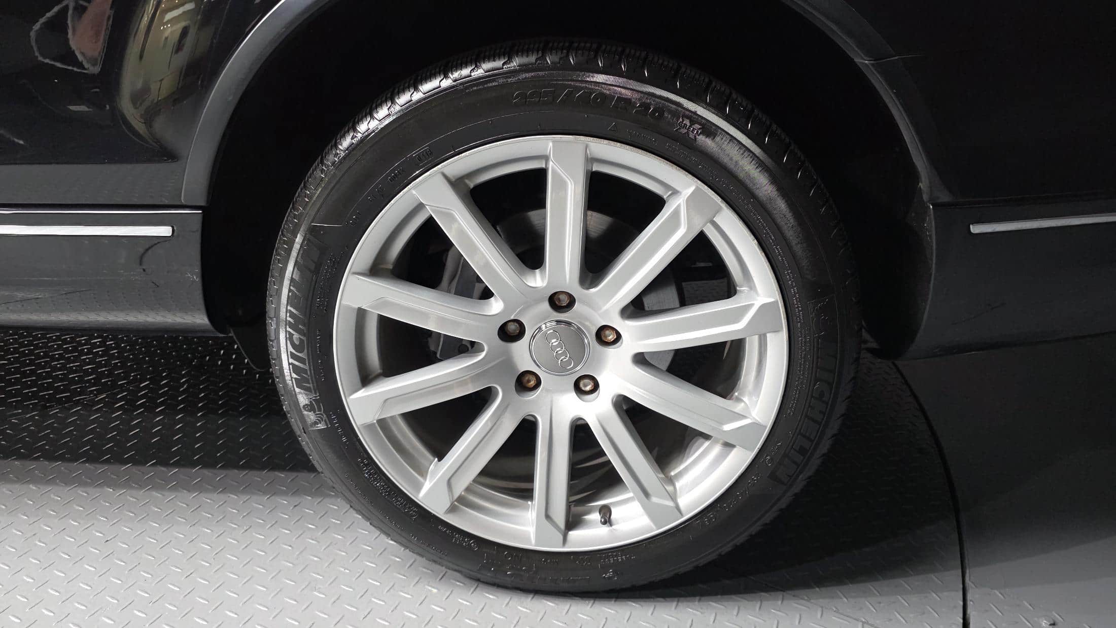 2015 AUDI Q7 35 TDI Quattro Dynamic - 2015 أودي Q7