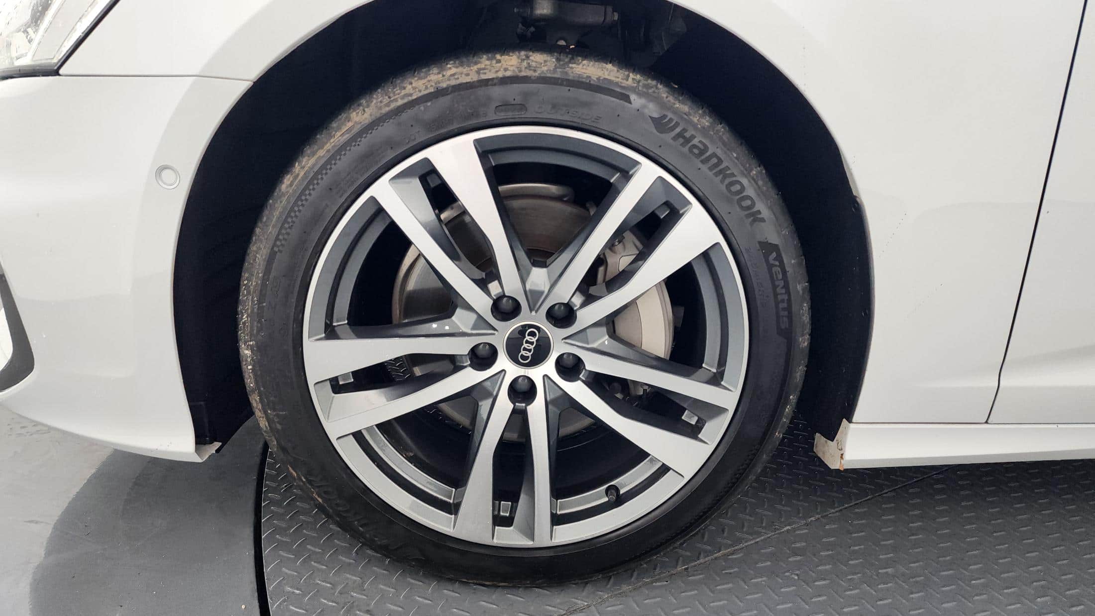 2022 AUDI A6 45 TFSI Premium - 2022 アウディ A6