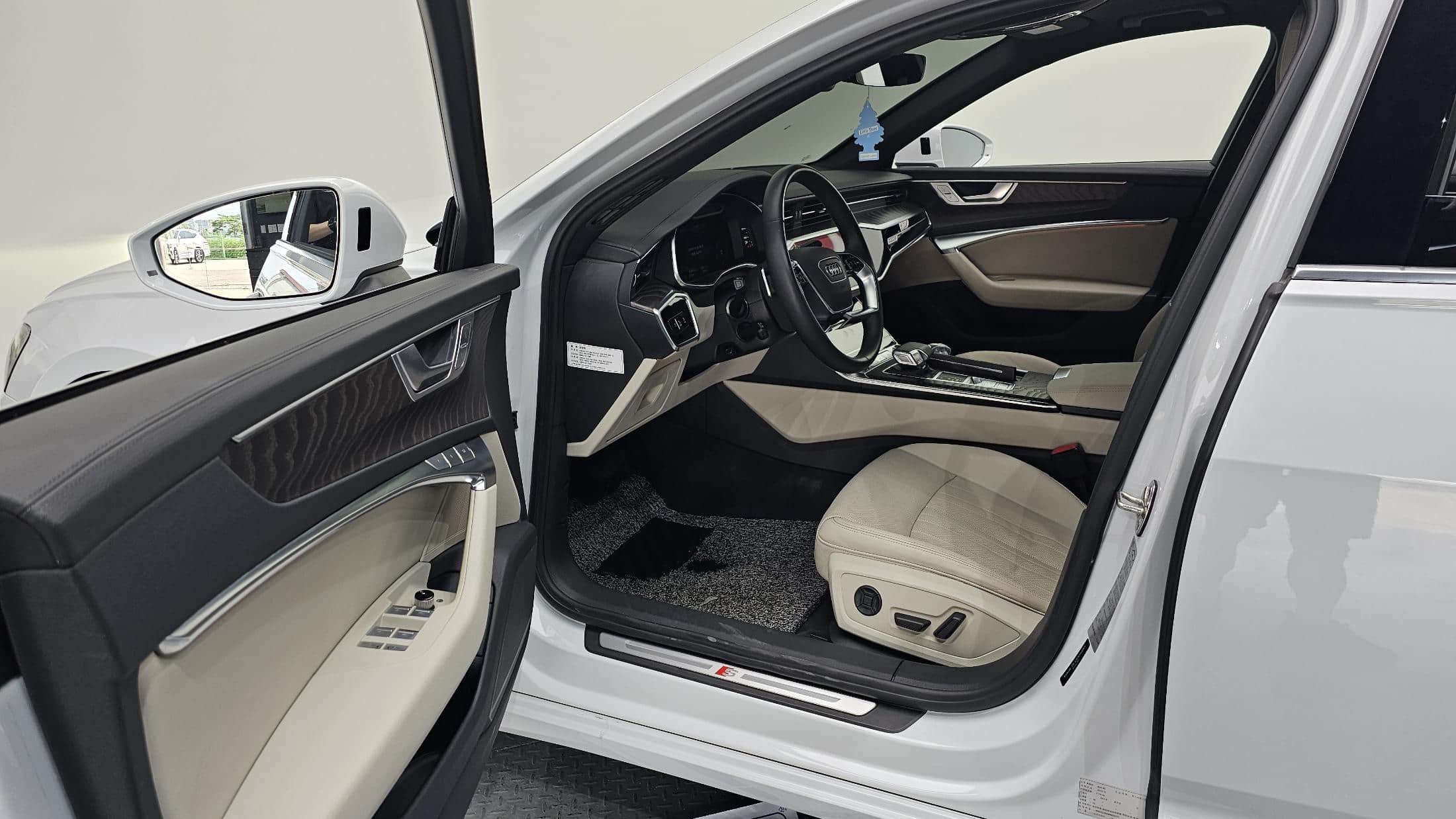 2023 AUDI A6 45 TFSI Quattro Premium - 2023 أودي A6