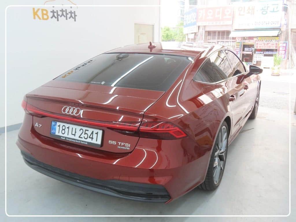 2025 AUDI A7 - 2025 アウディ A7