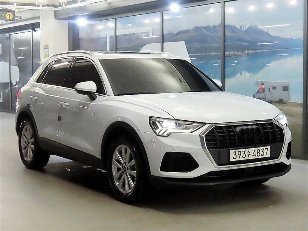 2023 AUDI Q3 - 2023 アウディ Q3