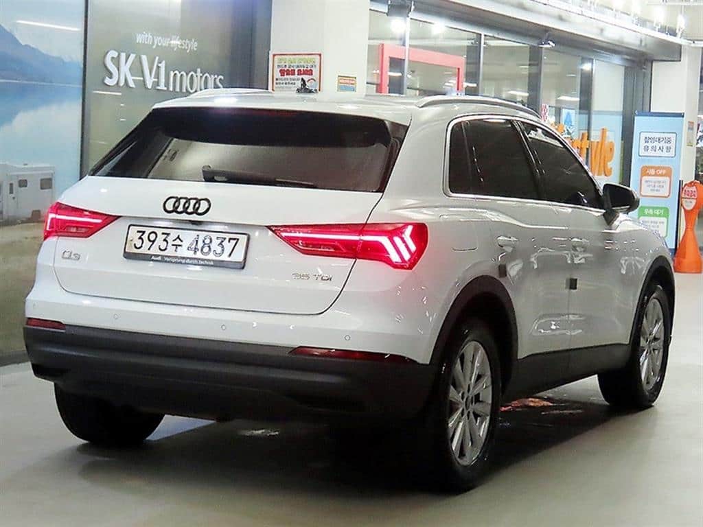 2023 AUDI Q3 - 2023 アウディ Q3