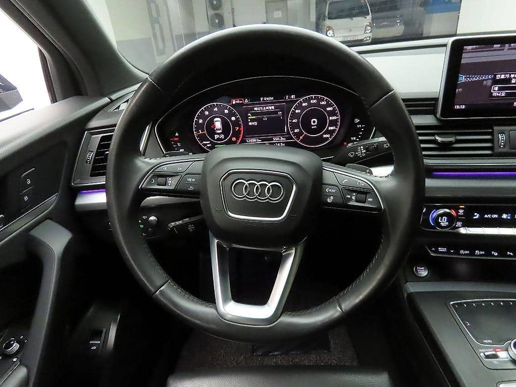 2020 AUDI Q5 - 2020 アウディ Q5