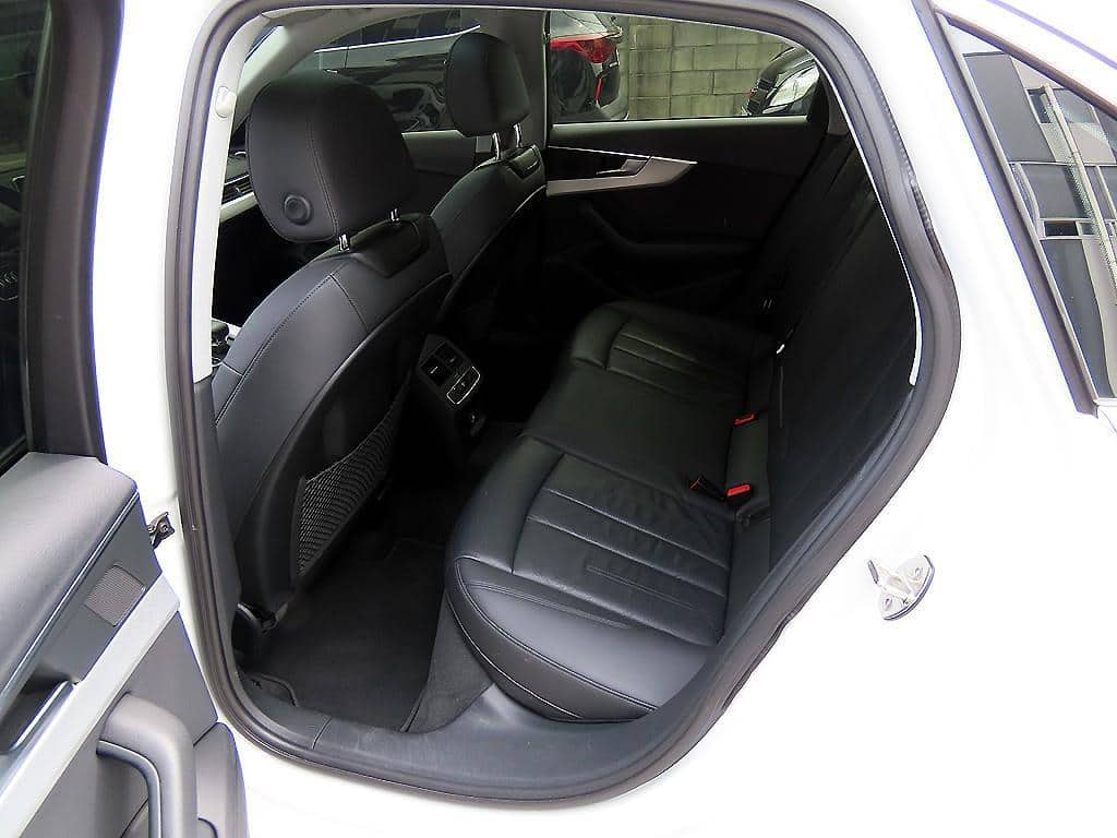 2019 AUDI A4 - 2019 アウディ A4