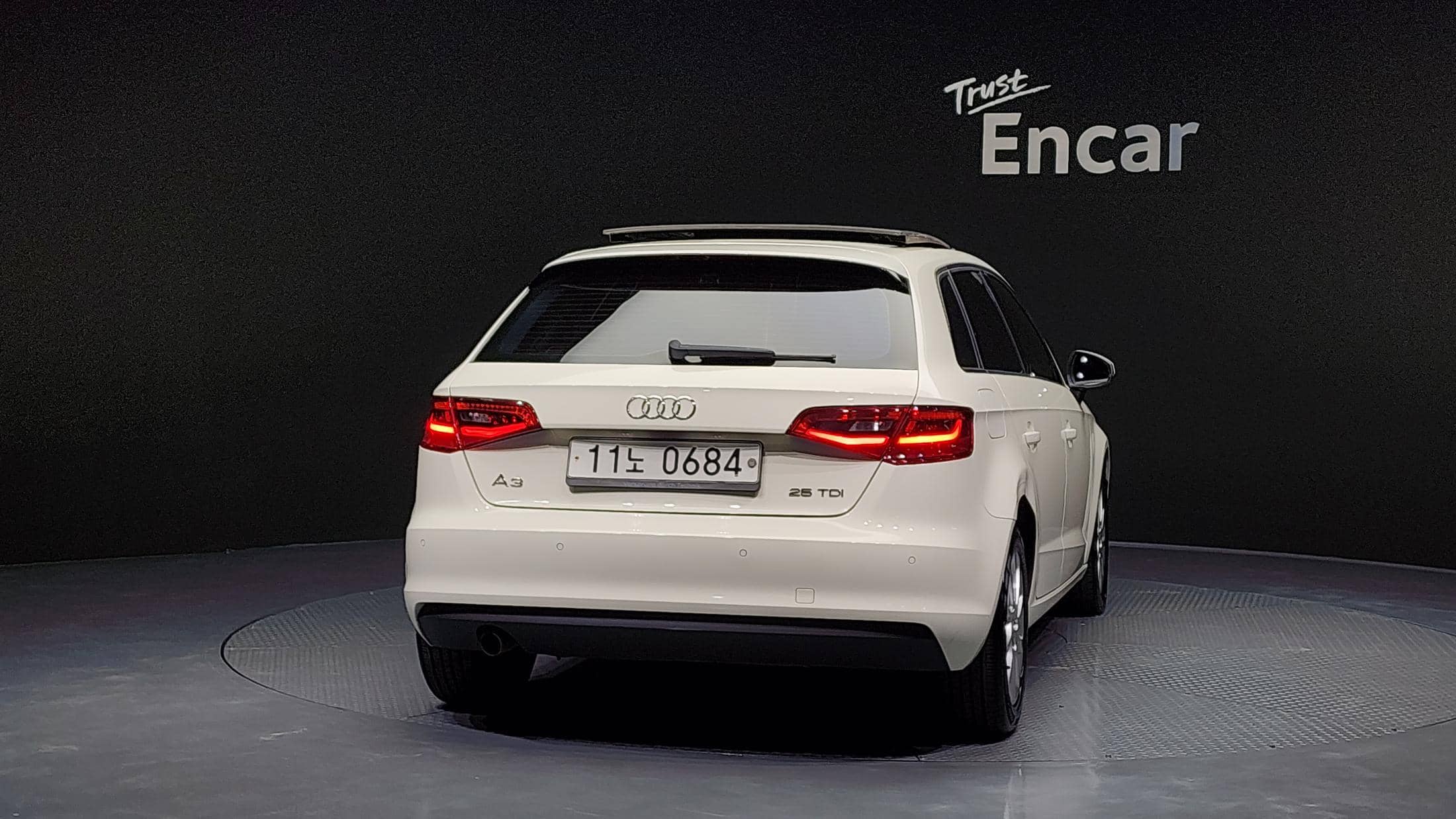 2015 AUDI A3 25 TDI Dynamic Sportback - 2015 アウディ A3