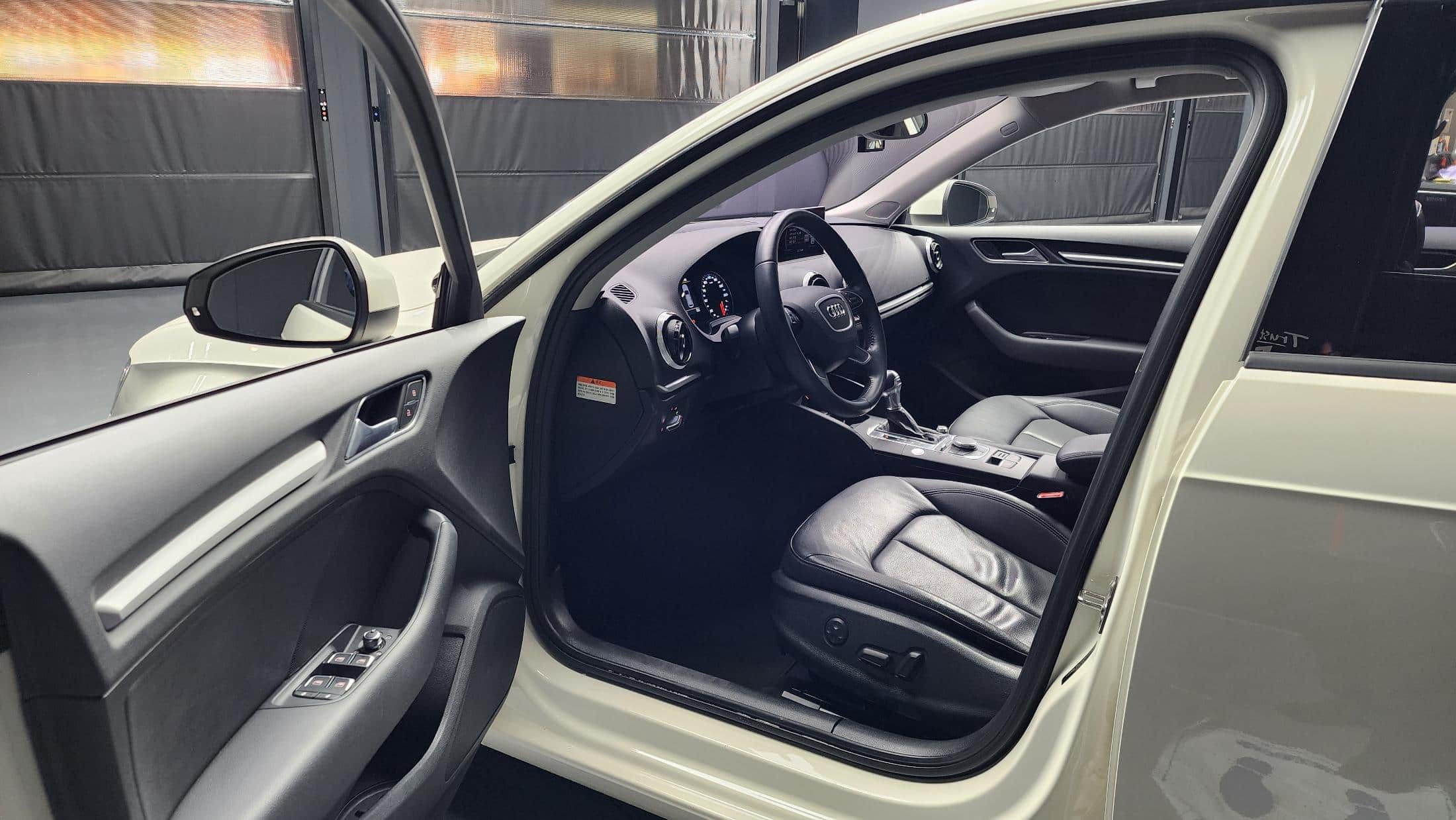 2015 AUDI A3 25 TDI Dynamic Sportback - 2015 アウディ A3