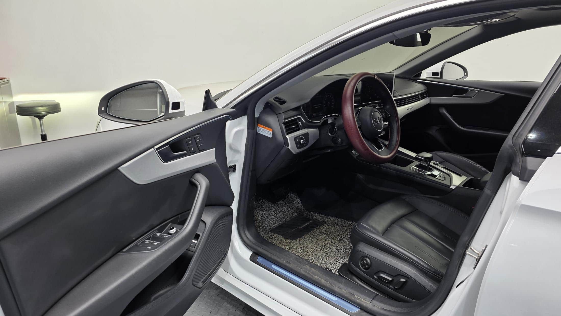 2021 AUDI A5 40 TFSI Quattro Sportback - 2021 أودي A5