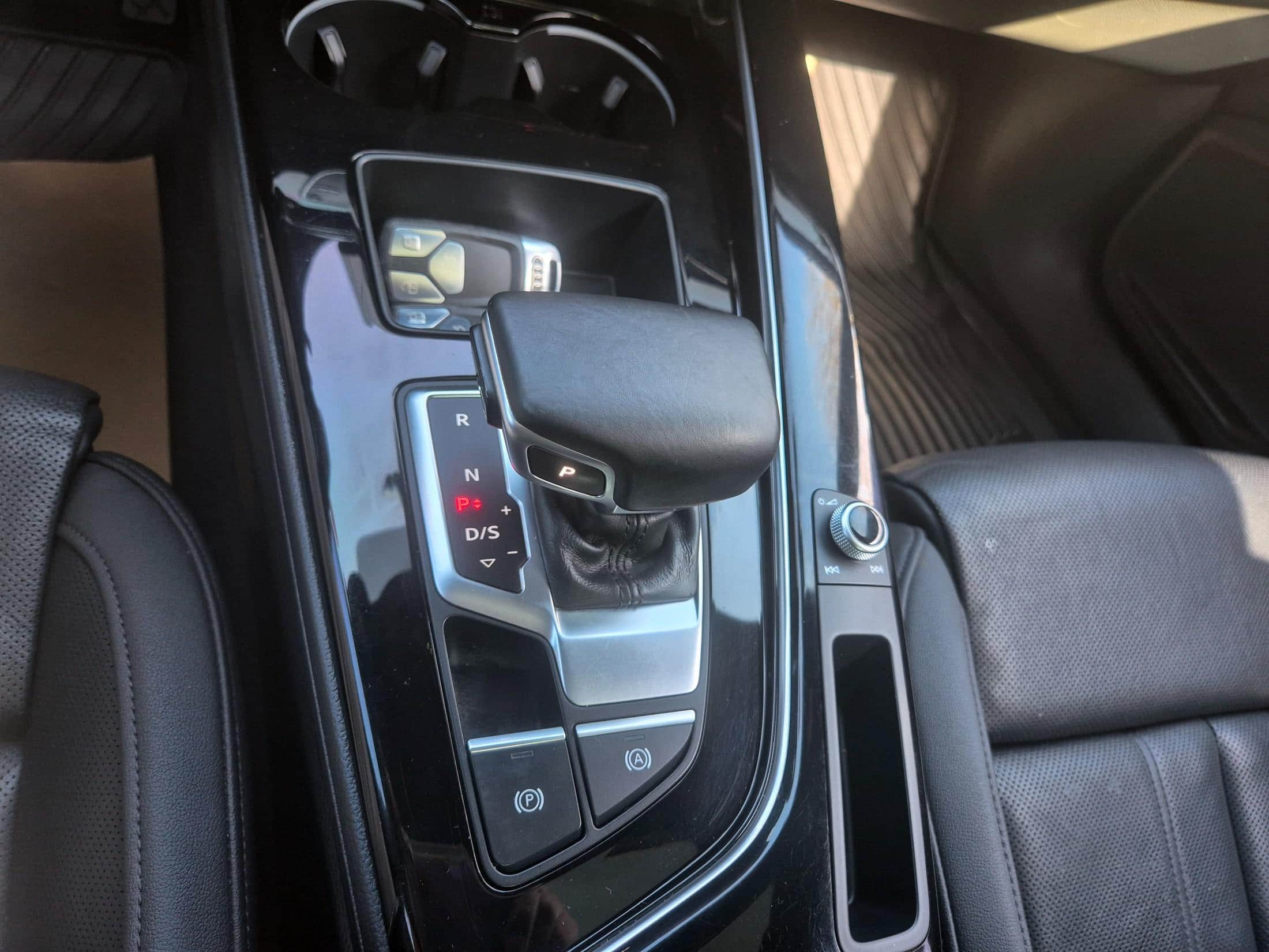 2021 AUDI A5 40 TDI Quattro Premium Sportback - 2021 アウディ A5