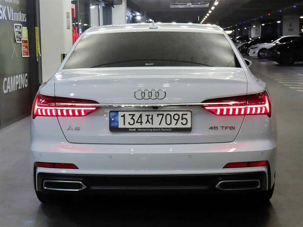 2022 AUDI A6 - 2022 أودي A6