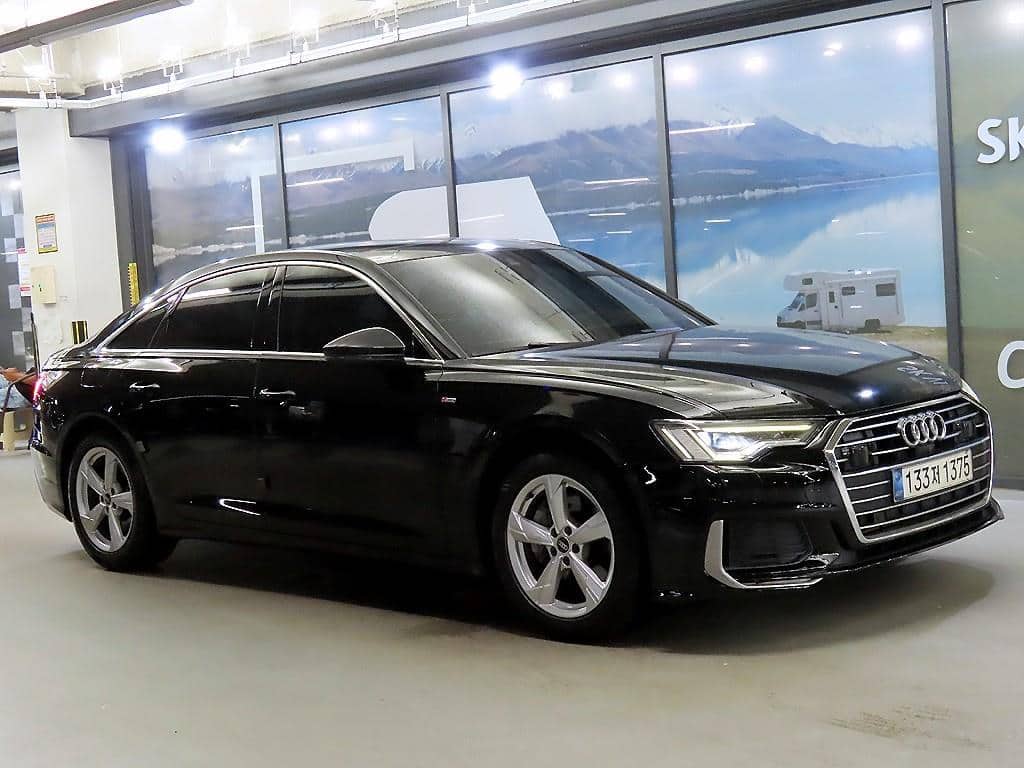 2021 AUDI A6