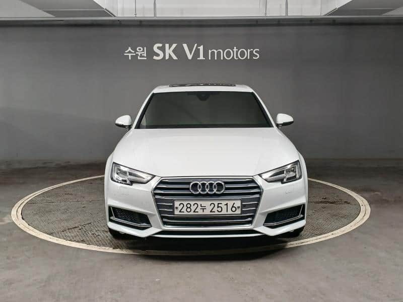 2019 AUDI A4 - 2019 أودي A4