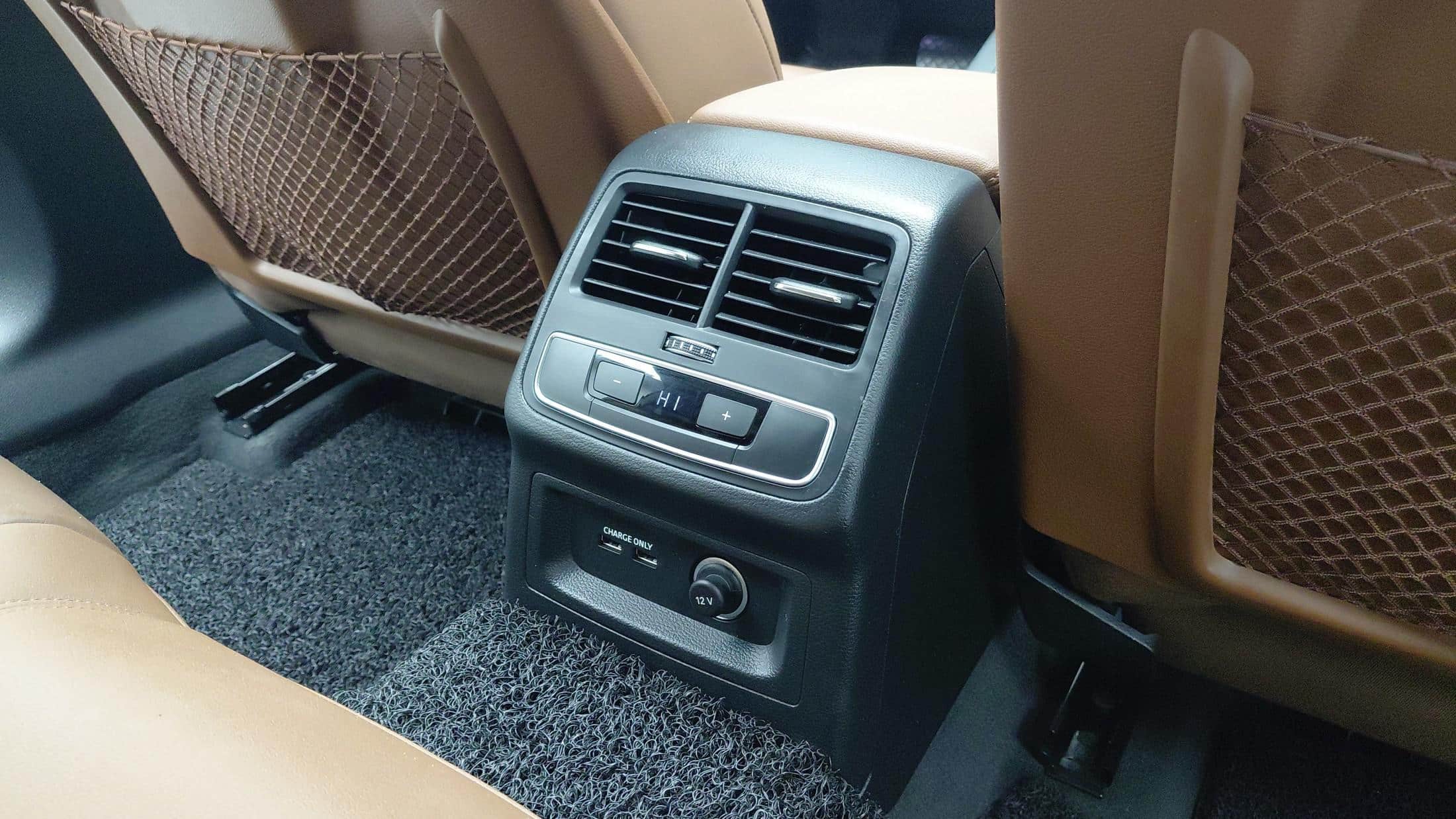 2021 AUDI A4 40 TFSI - 2021 アウディ A4