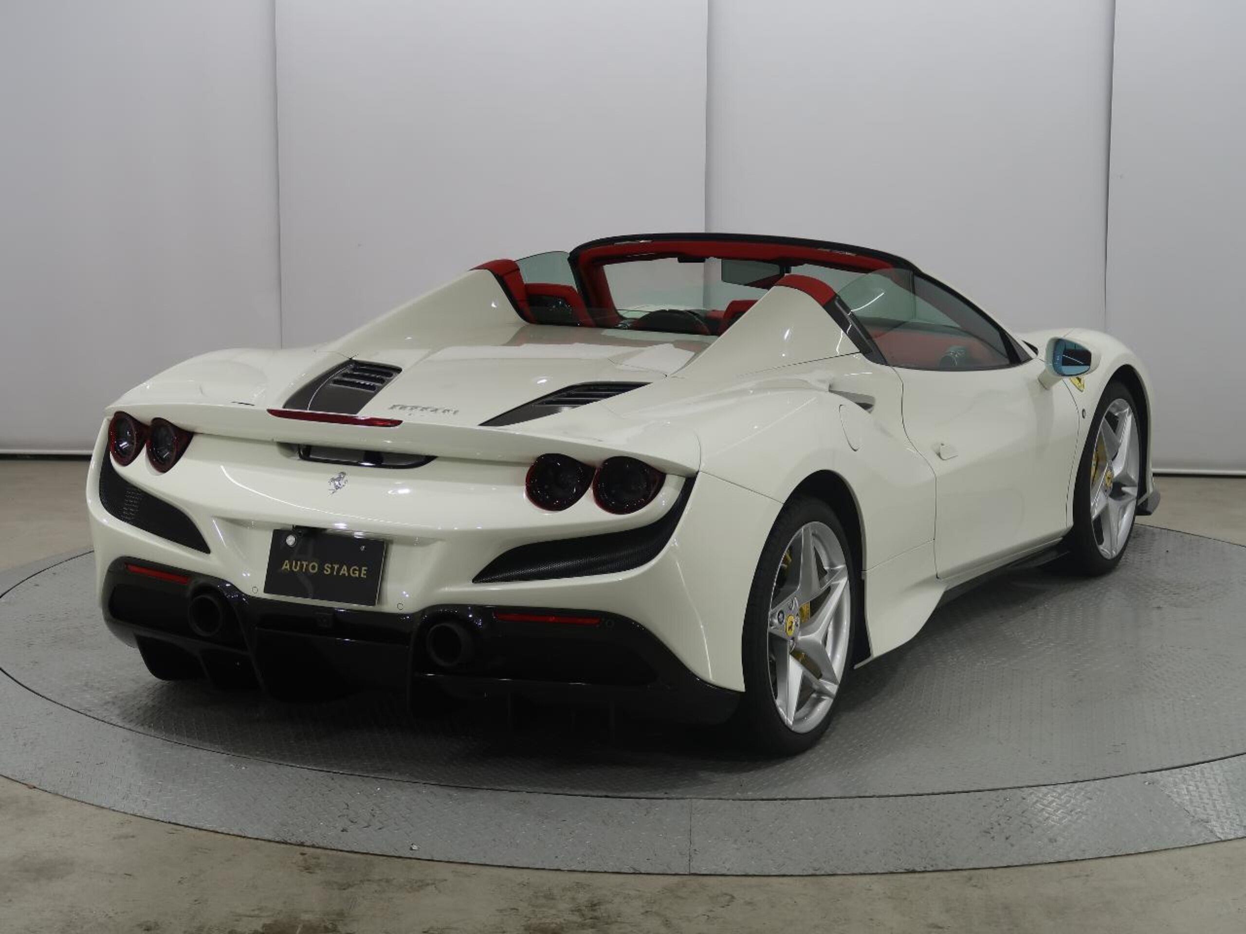 2021 Ferrari F8Spider