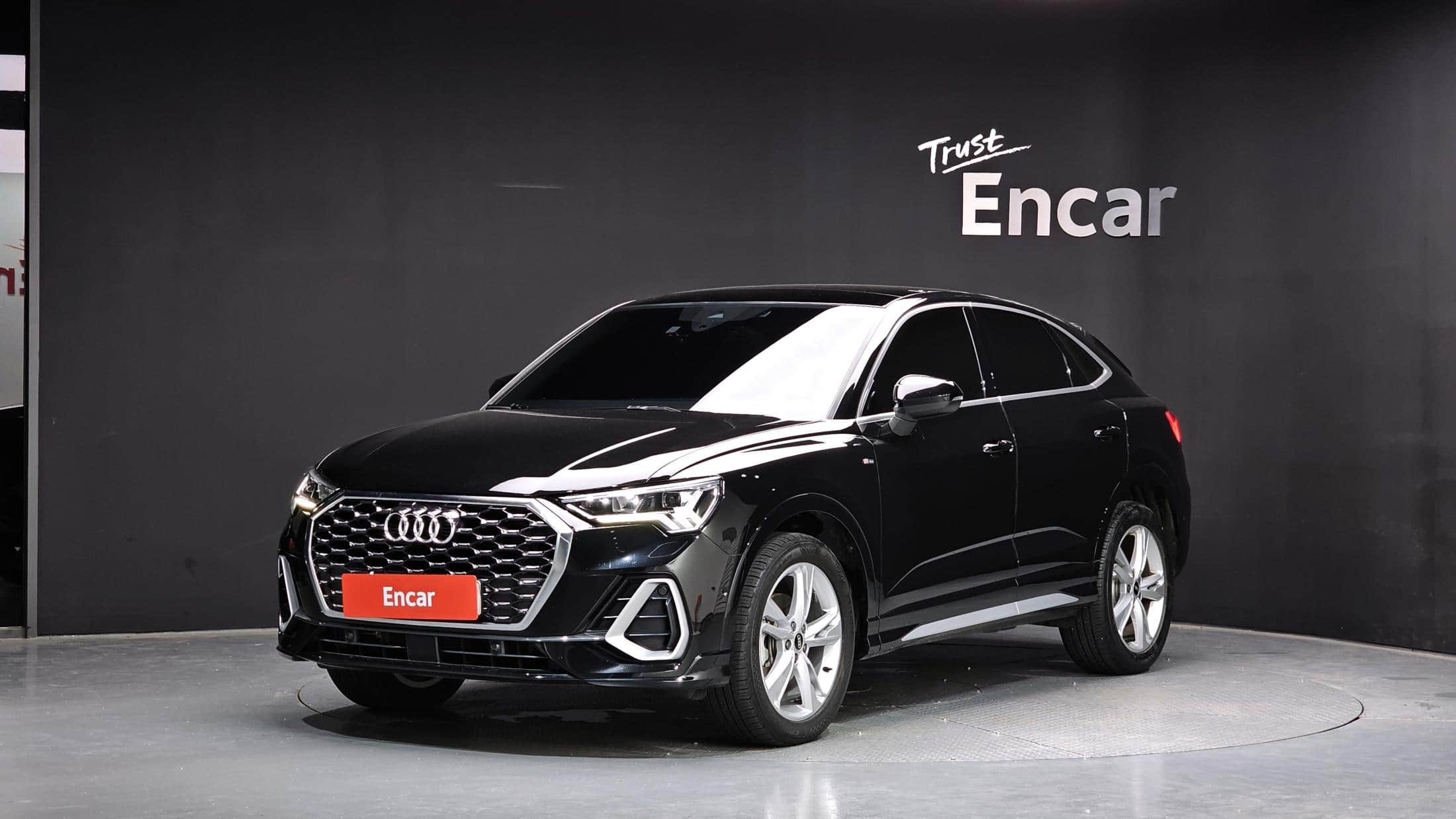 2023 AUDI Q3 35 TDI Premium Sportback - 2023 أودي Q3