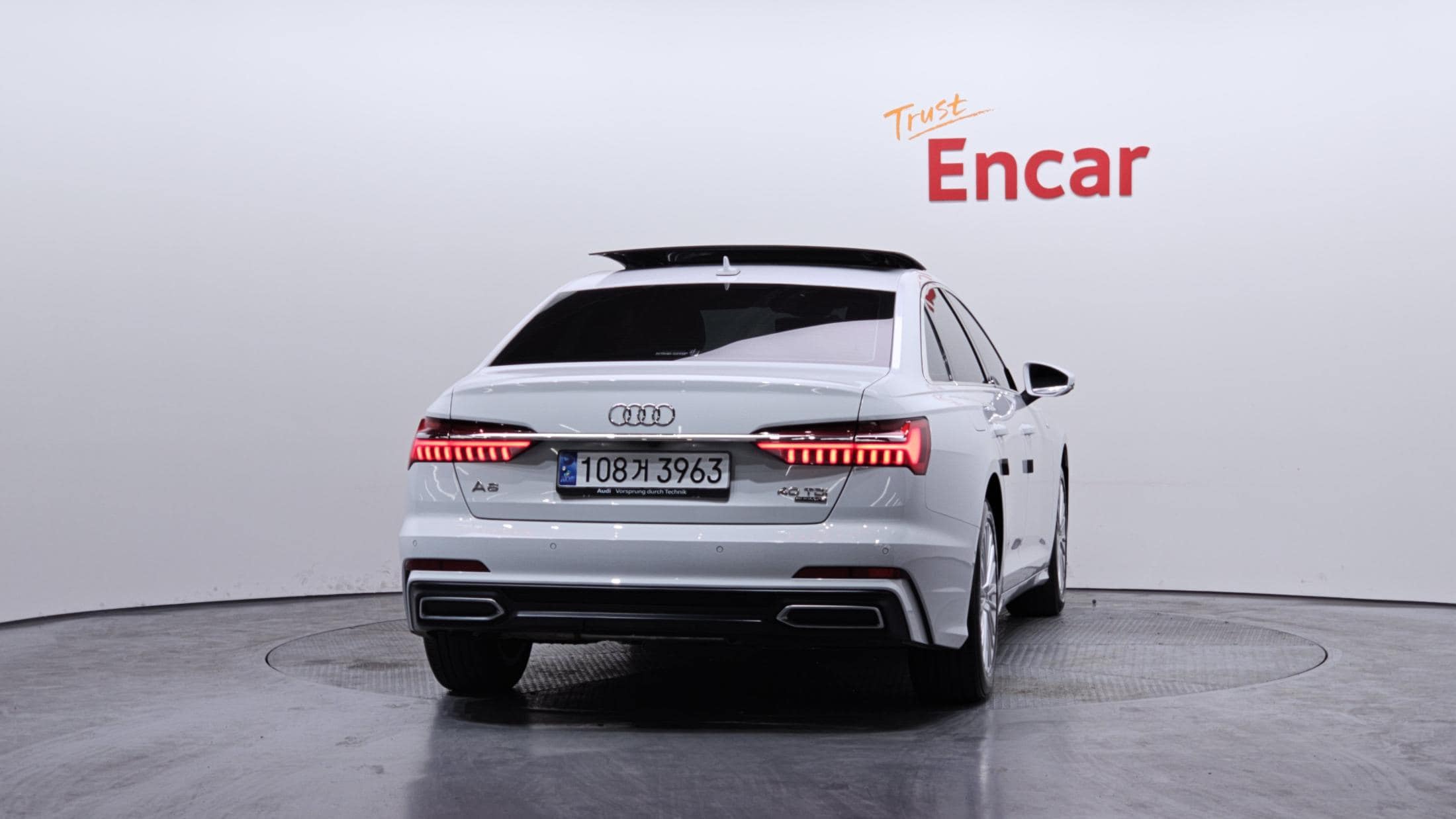 2021 AUDI A6 40 TDI Quattro Premium - 2021 أودي A6