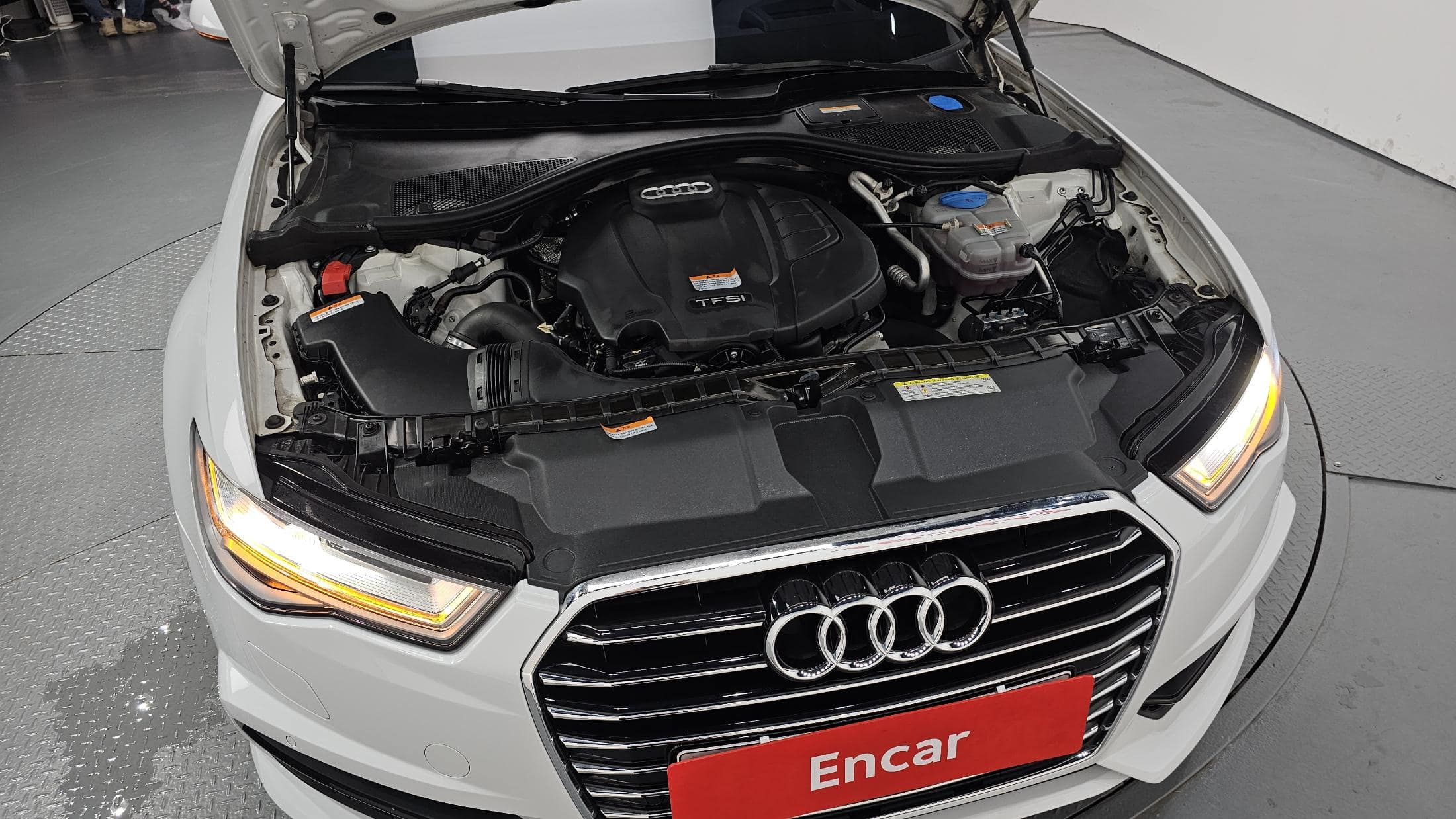 2018 AUDI A6 40 TFSI Premium - 2018 アウディ A6