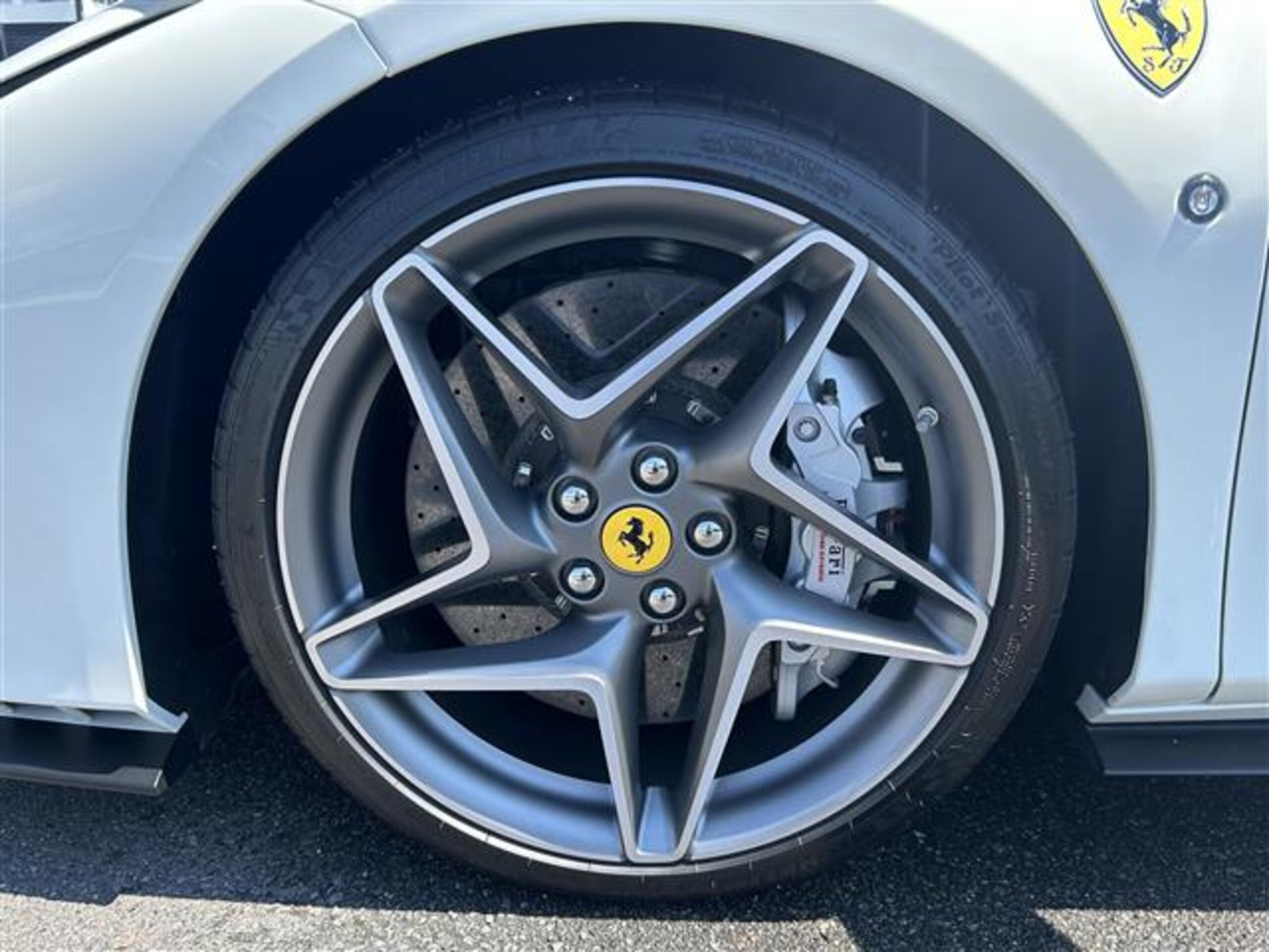 2023 Ferrari F8Spider