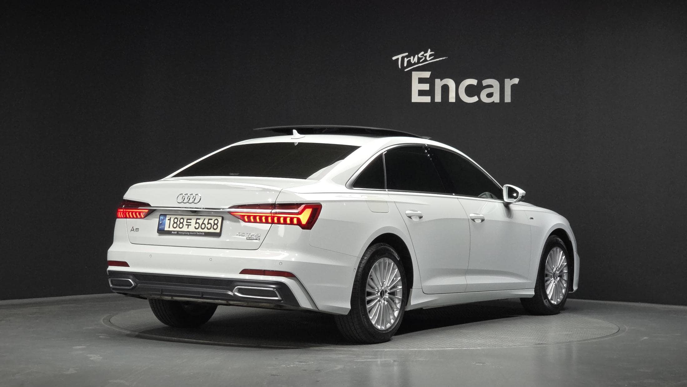 2021 AUDI A6 45 TFSI Quattro Premium - 2021 أودي A6