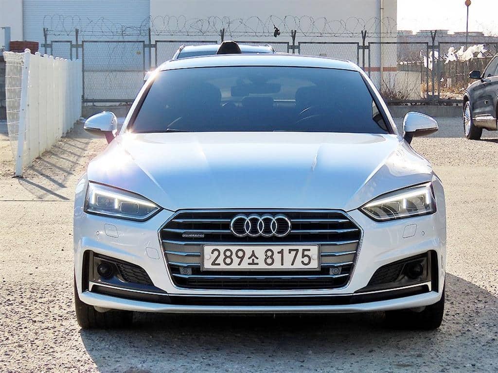 2019 AUDI A5 - 2019 アウディ A5