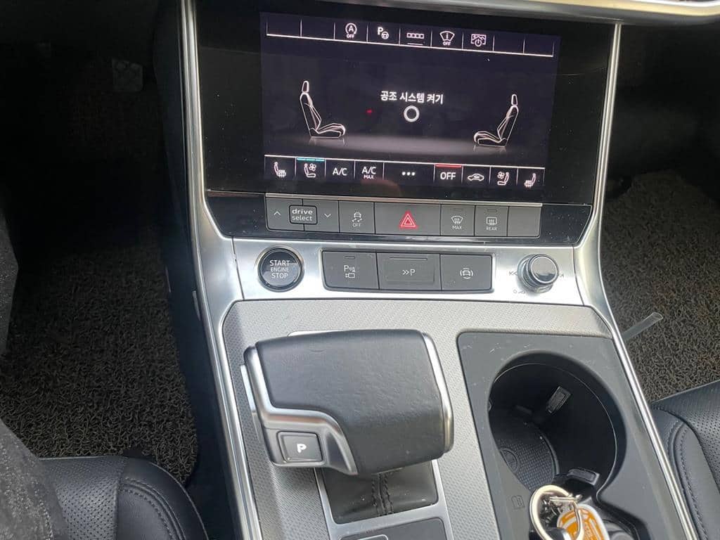 2021 AUDI A6 - 2021 أودي A6