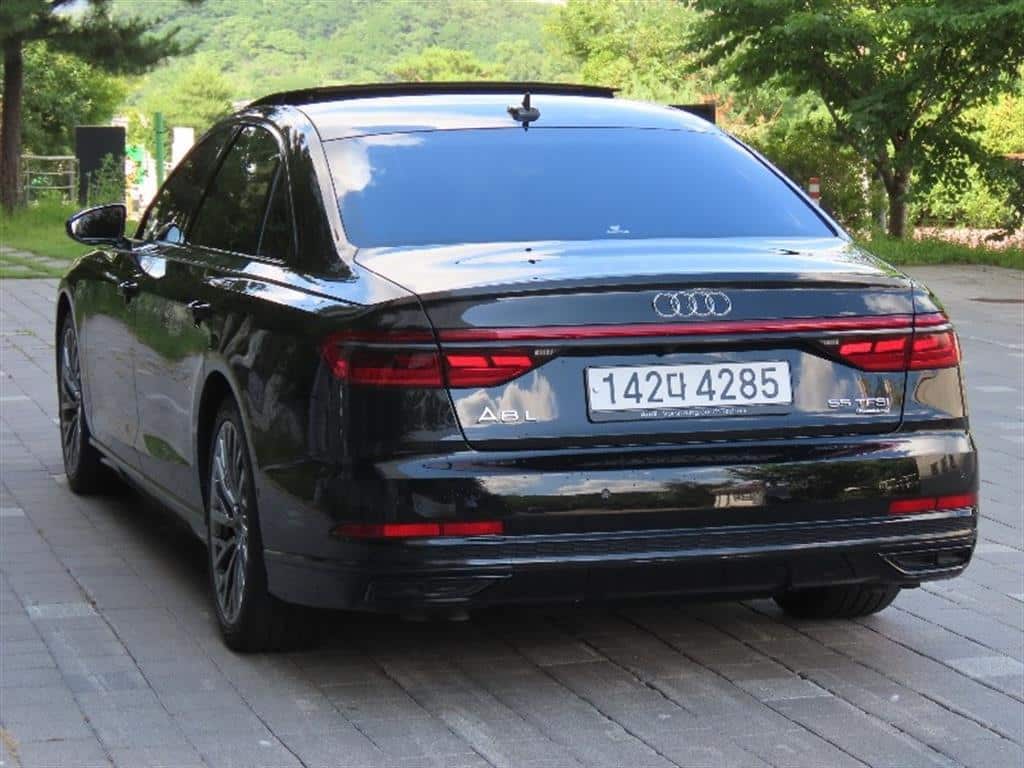 2021 AUDI A8 - 2021 أودي A8