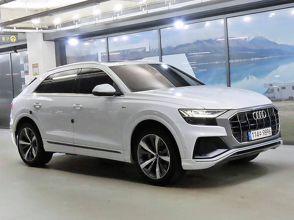 2021 AUDI Q8 - 2021 アウディ Q8