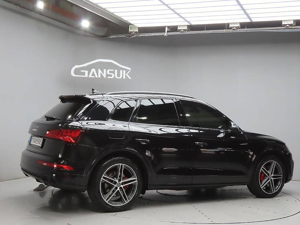 2020 AUDI SQ5 - 2020 アウディ Sq5