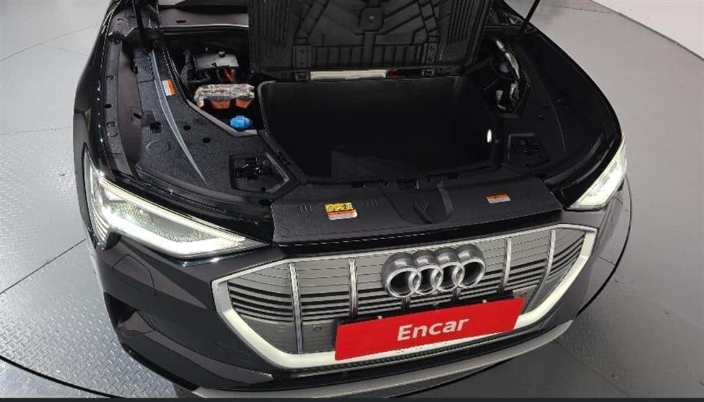 2021 AUDI E- TRON