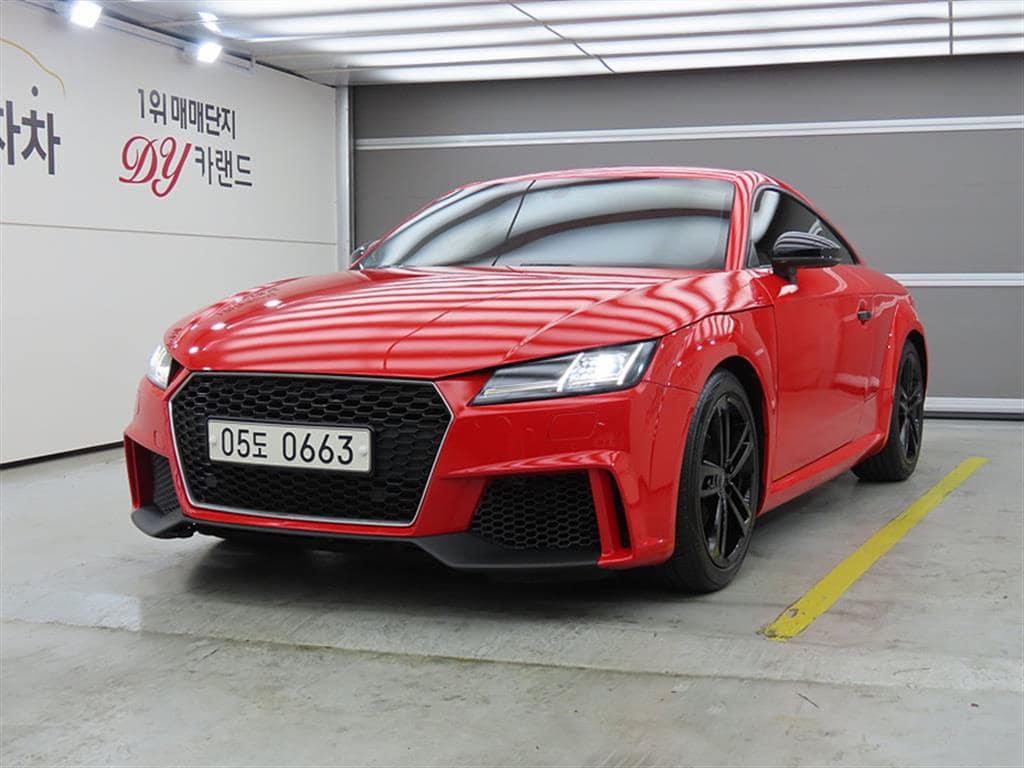 2016 AUDI TT - 2016 アウディ TT