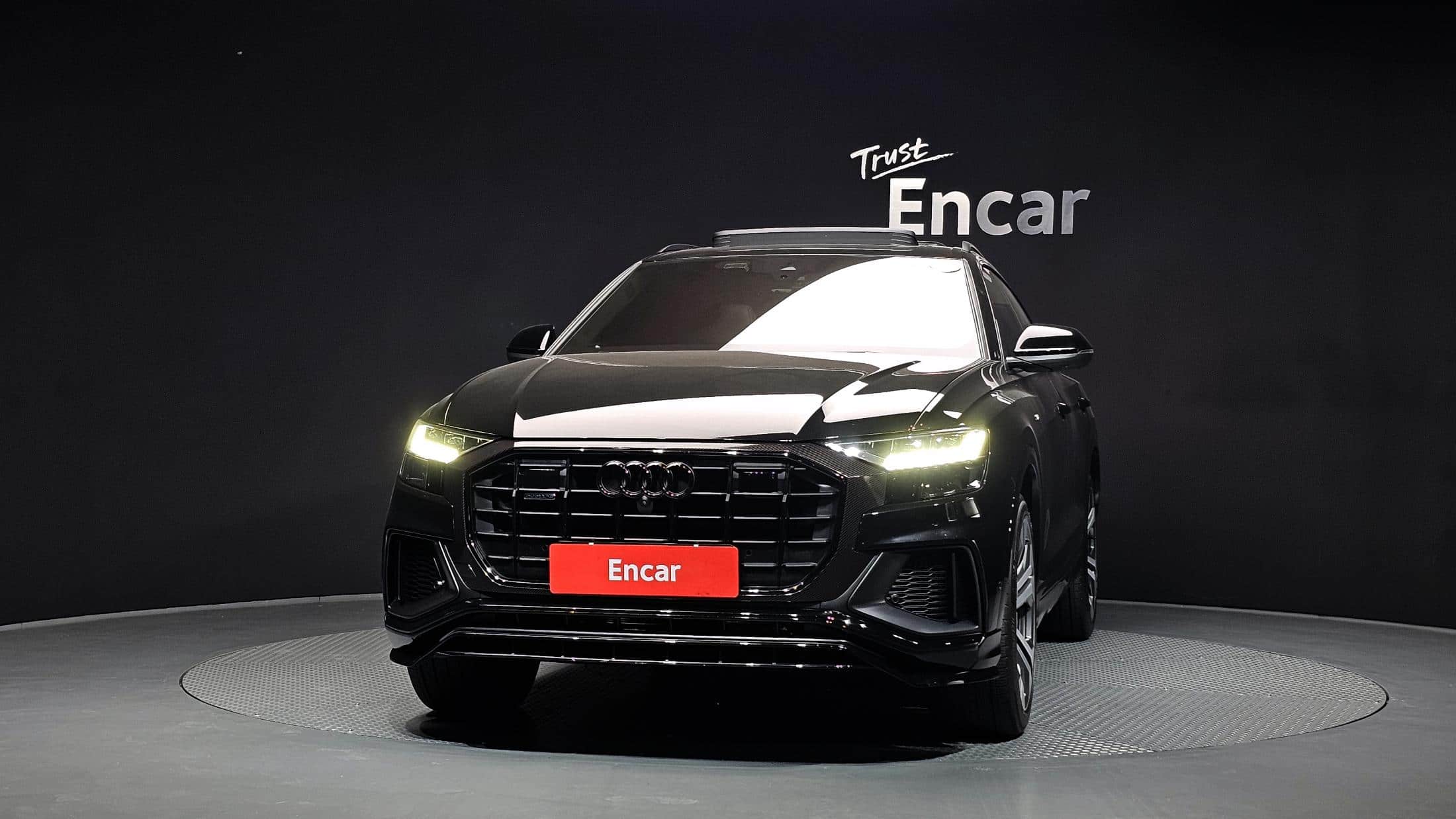 2023 AUDI Q8 55 TFSI Quattro Premium
