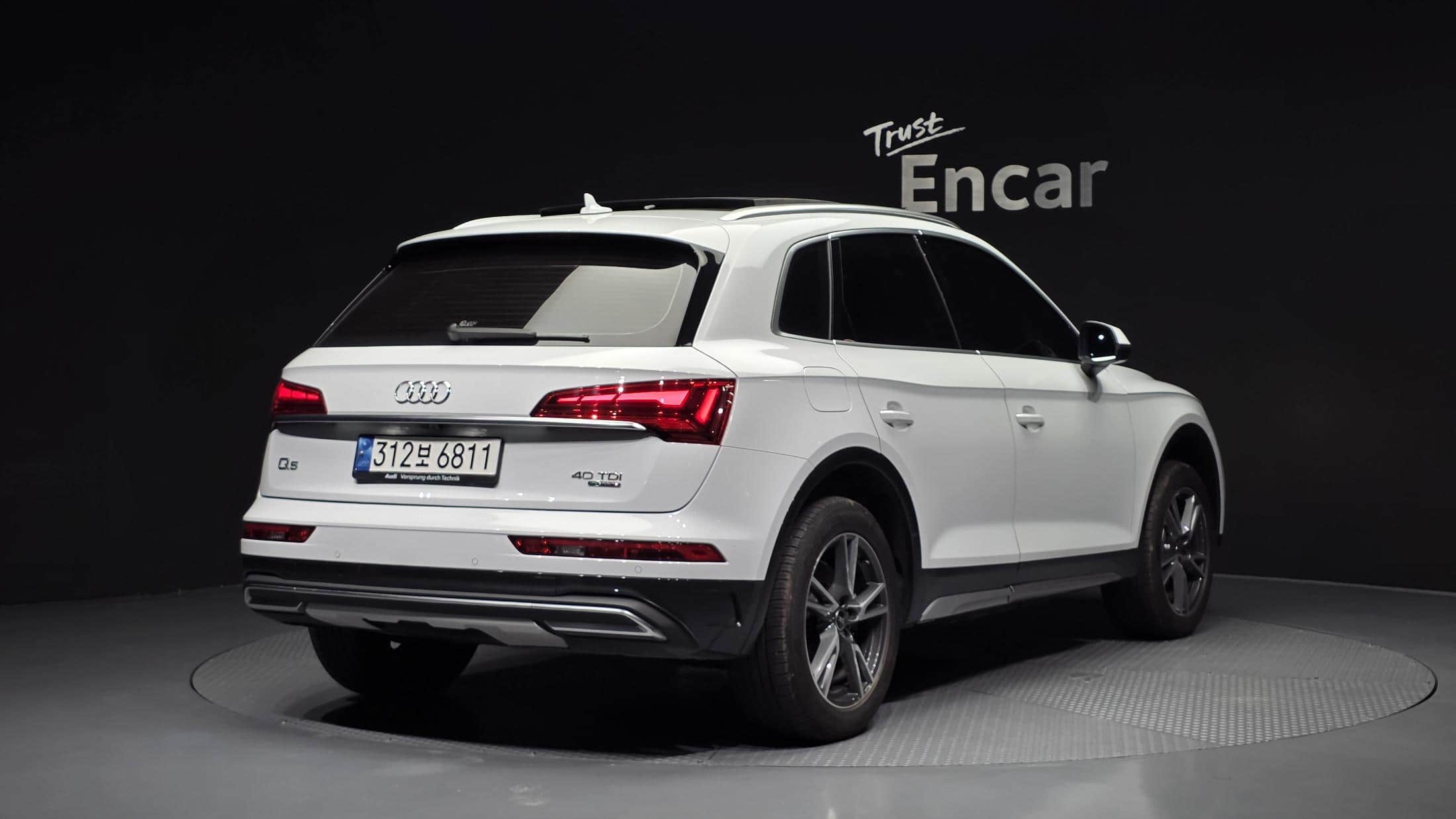 2022 AUDI Q5 40 TDI Quattro