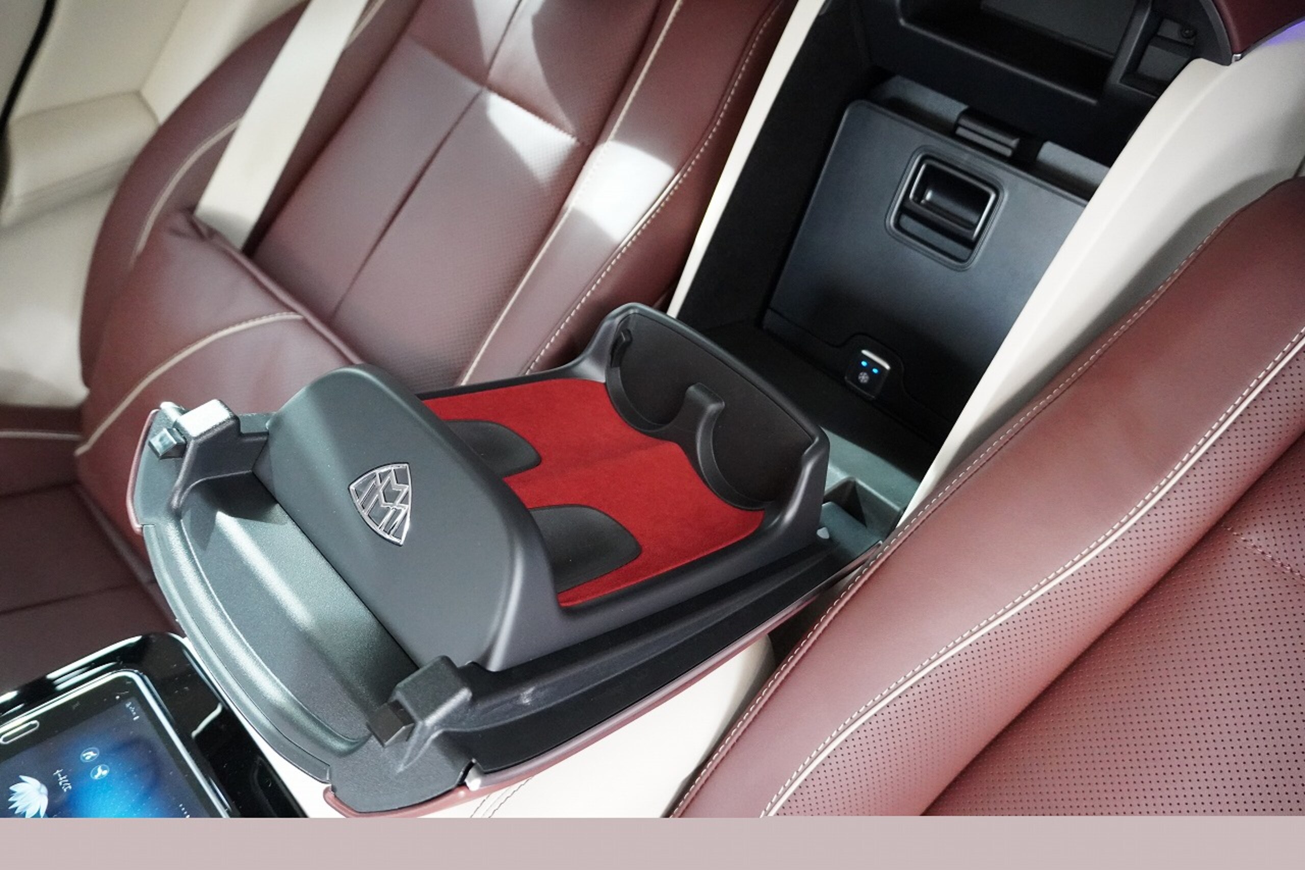 2021 Mercedes-Maybach GLS - メルセデス・マイバッハ GLS 600 4マチック (ISG搭載モデル) 4WD 正規ディーラー車 社外エアロ 社外ホイール ローダウン パノラミックサンルーフ ブルメスターサウンド リアエンターテイメント アンビエントライト レーダーセーフティー リラクゼーション機能