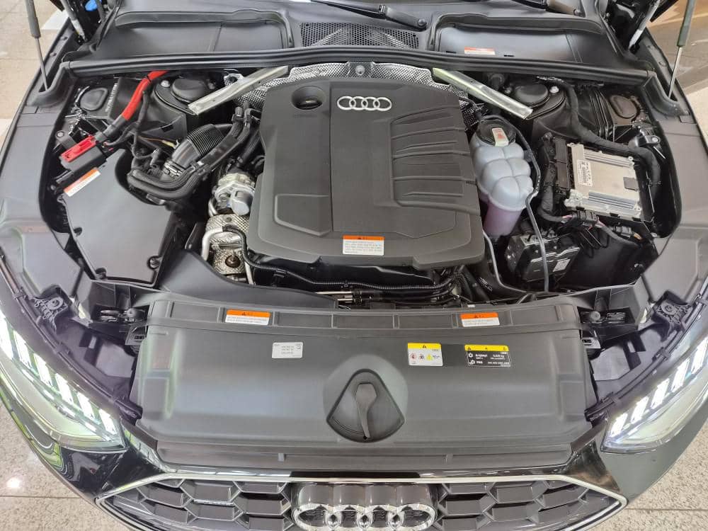 2023 AUDI A4 40 TDI Quattro Premium