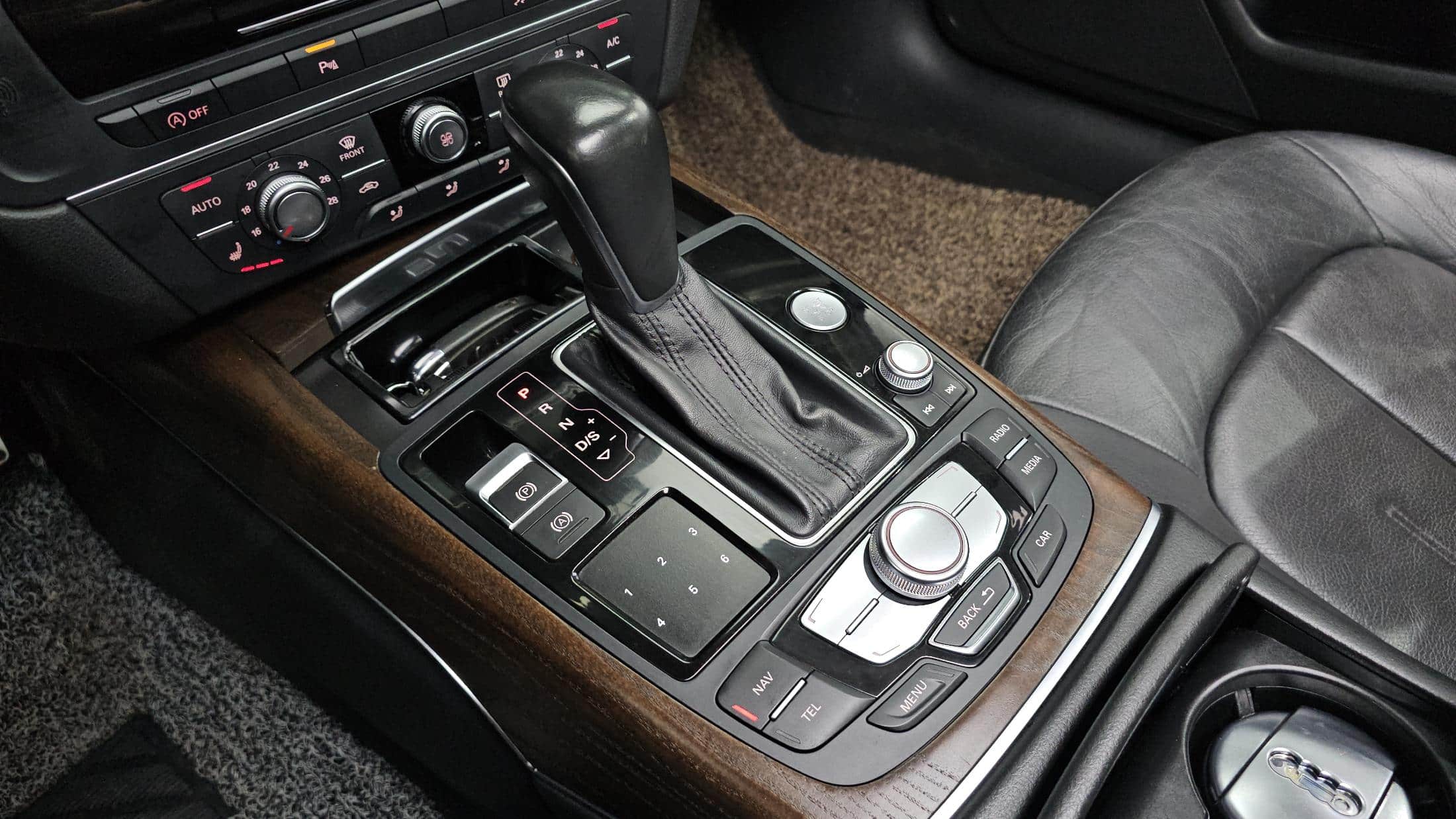 2016 AUDI A6 40 TDI Quattro - 2016 أودي A6