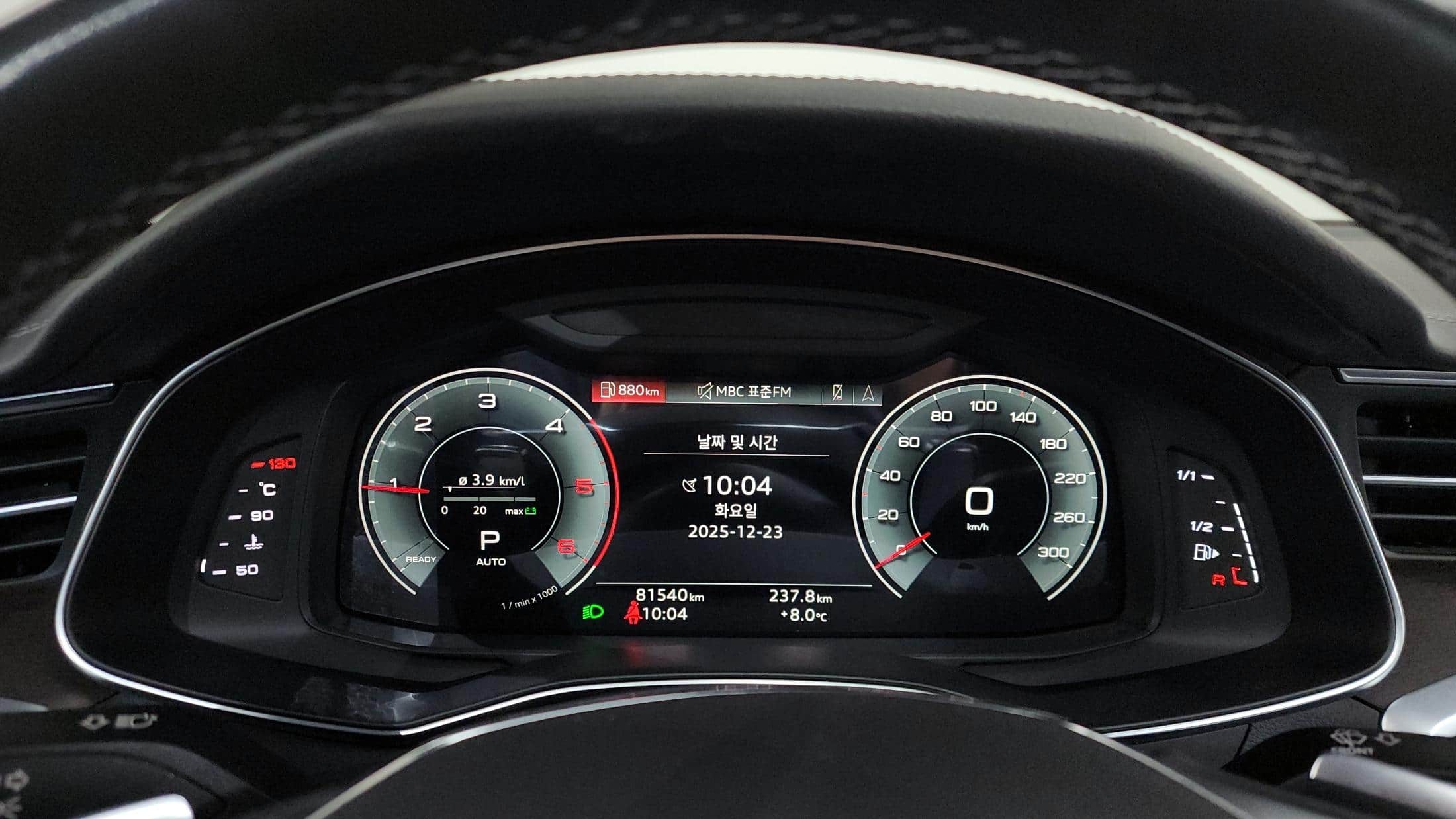 2023 AUDI A6 45 TDI Quattro Premium - 2023 أودي A6