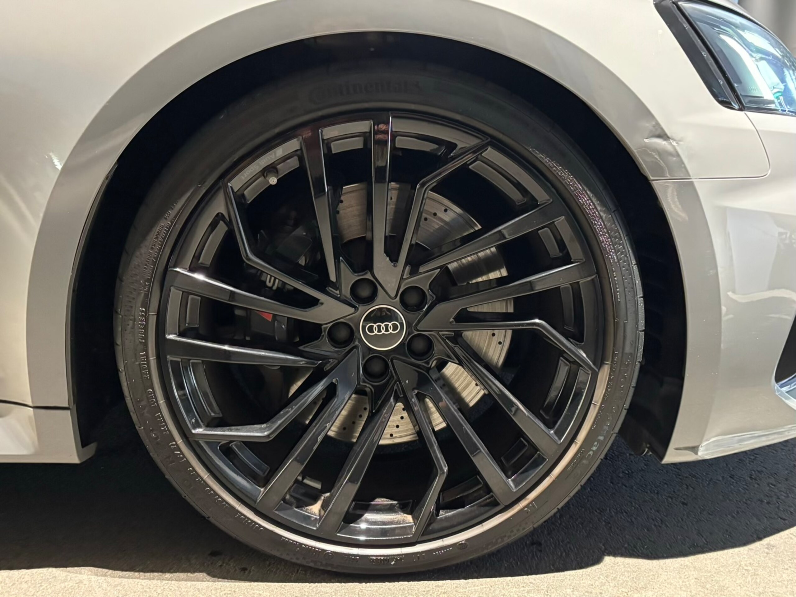 2022 Audi RS5 - 2022 أودي RS5