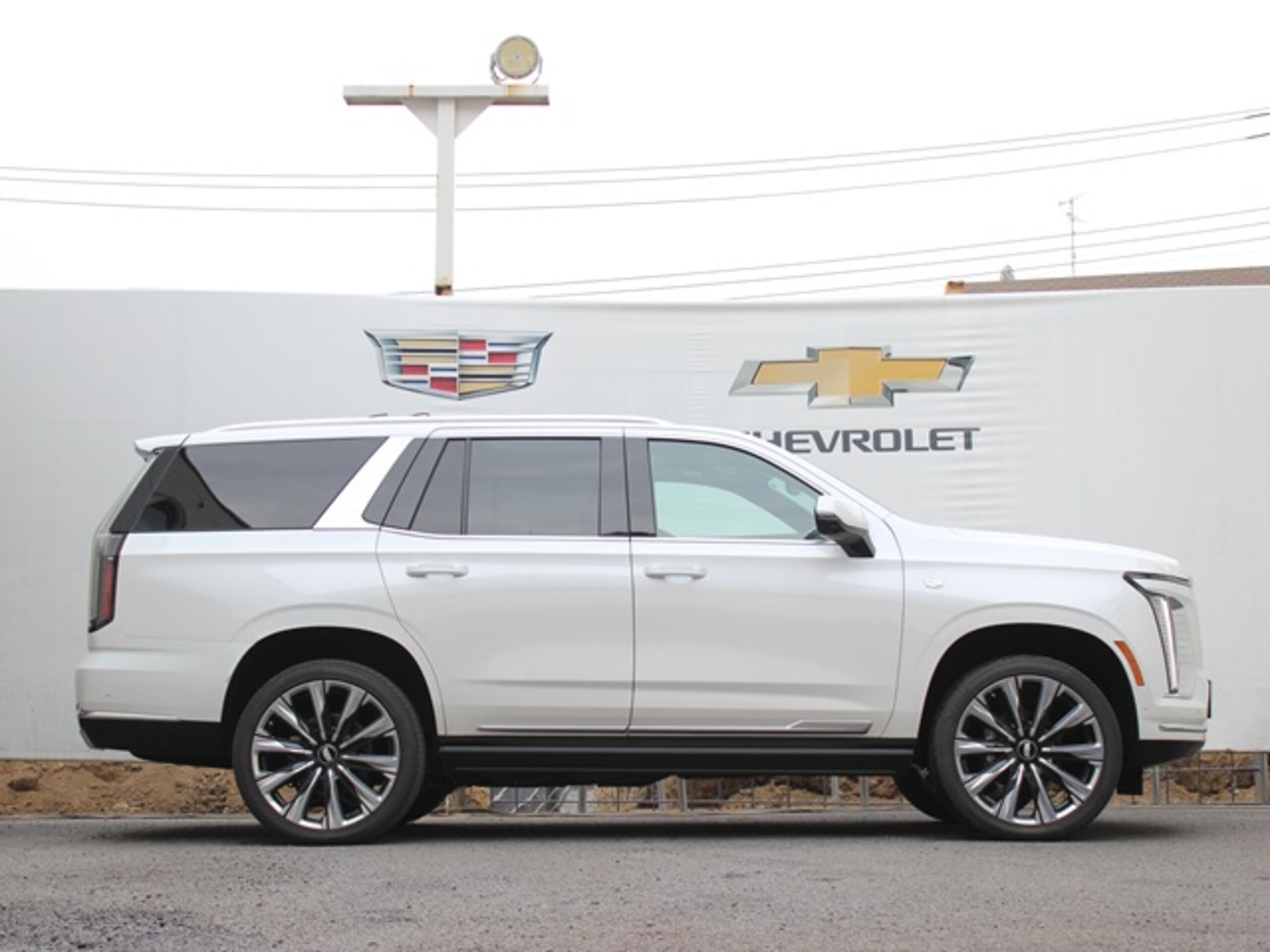 2025 Cadillac Escalade - 2025 كاديلاك Escalade