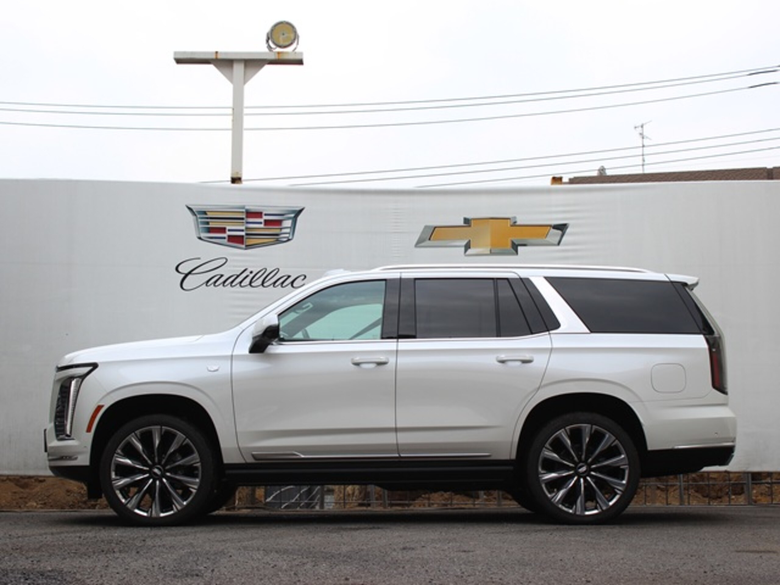 2025 Cadillac Escalade - 2025 كاديلاك Escalade