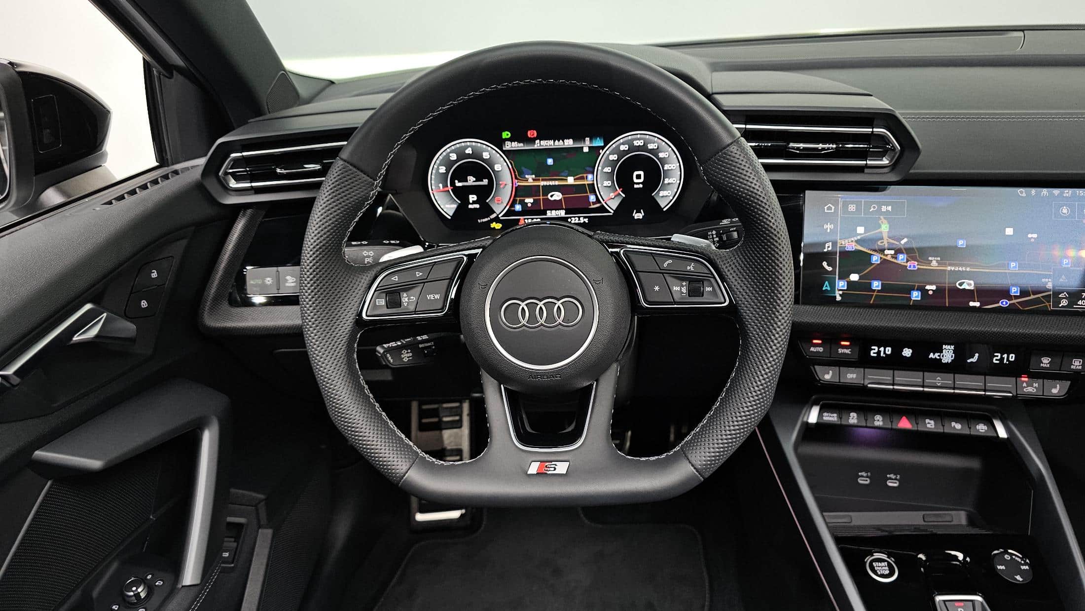 2025 AUDI A3 40 TFSI Quattro Premium - 2025 أودي A3