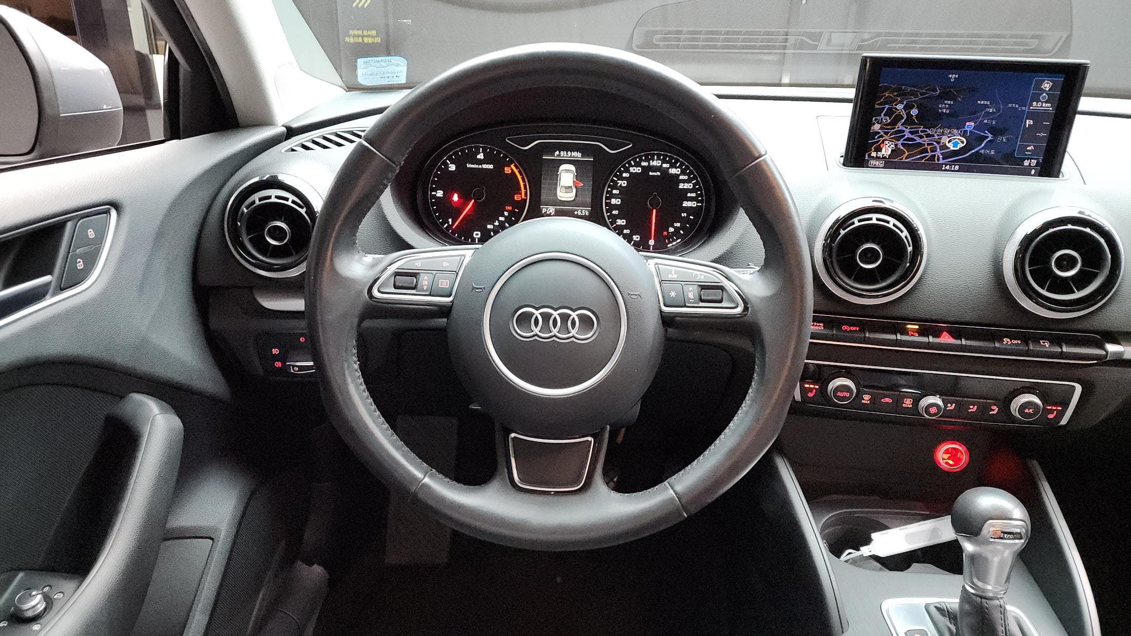 2015 AUDI A3 35 TDI Dynamic - 2015 アウディ A3