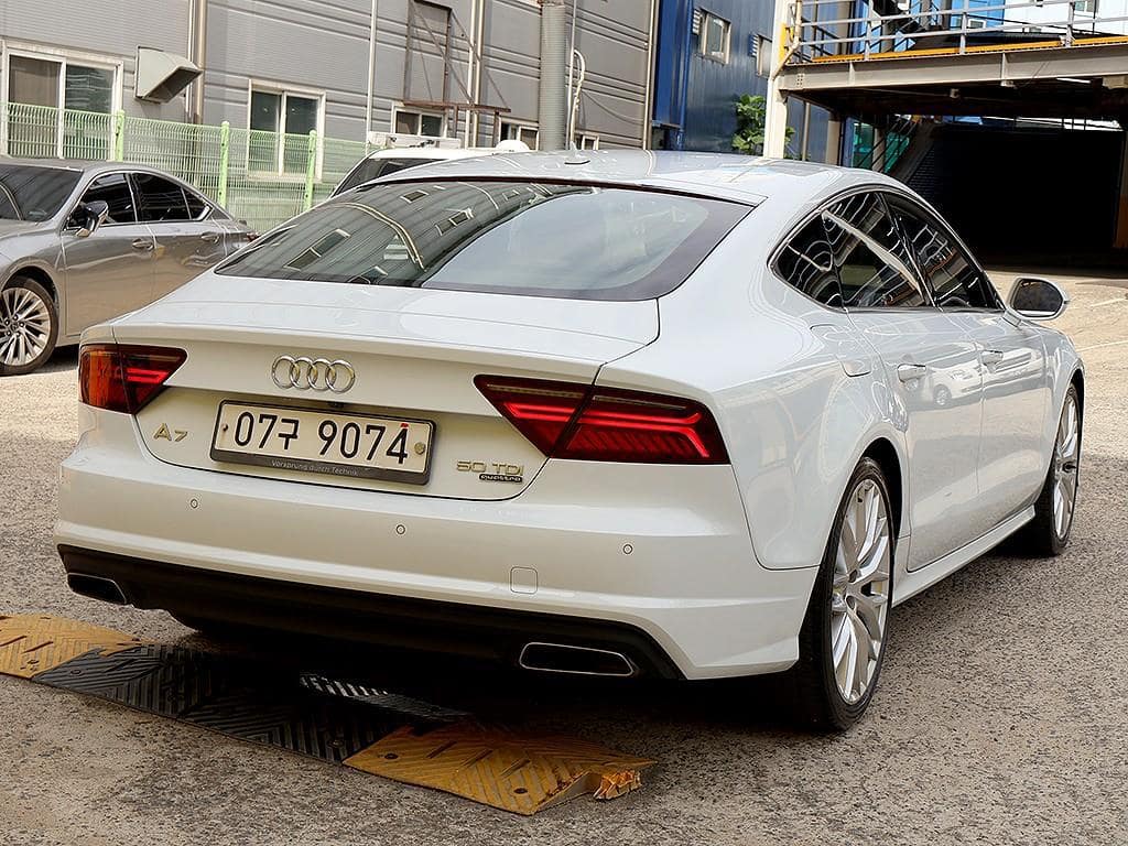2016 AUDI A7 - 2016 أودي A7