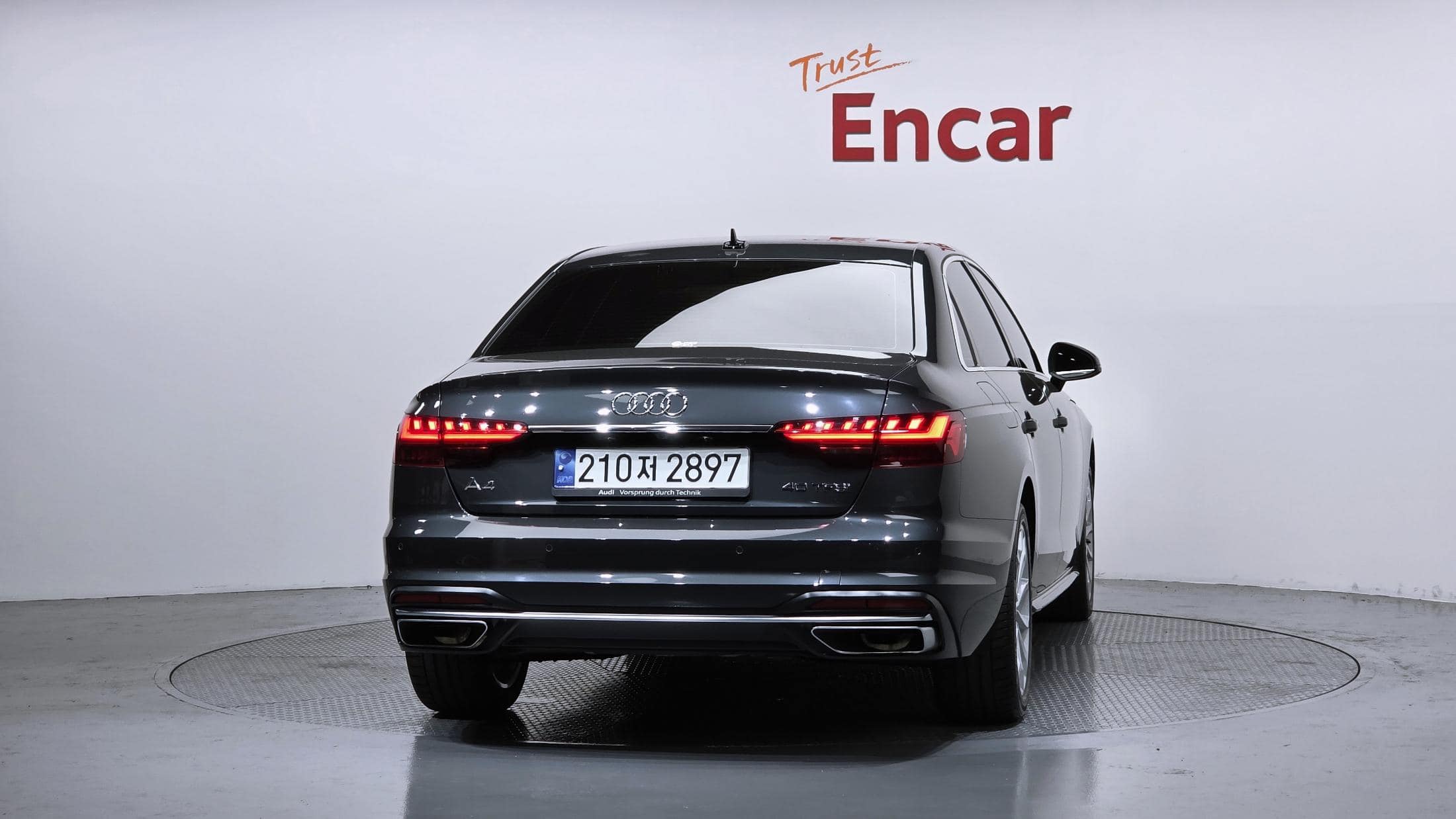 2023 AUDI A4 40 TFSI