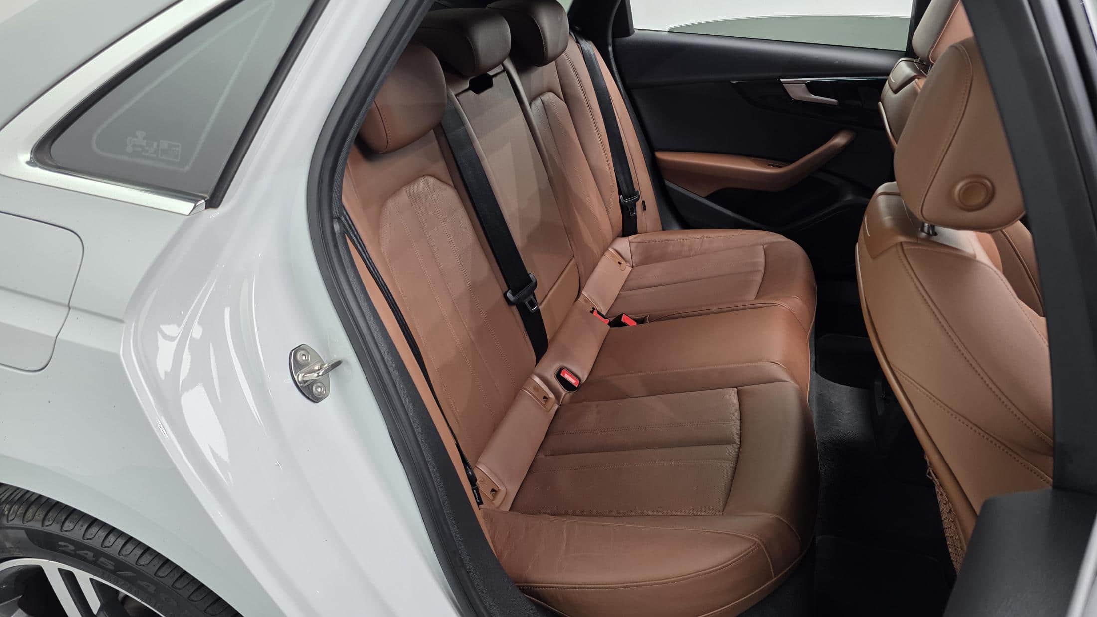 2021 AUDI A4 40 TDI Quattro Premium
