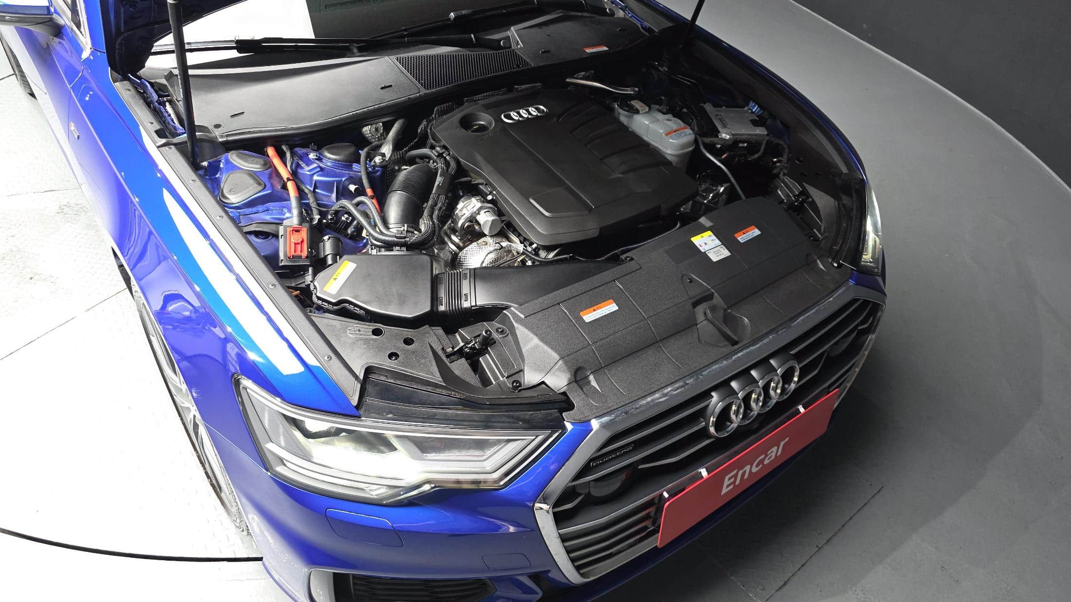 2023 AUDI A6 40 TDI Quattro Premium - 2023 أودي A6