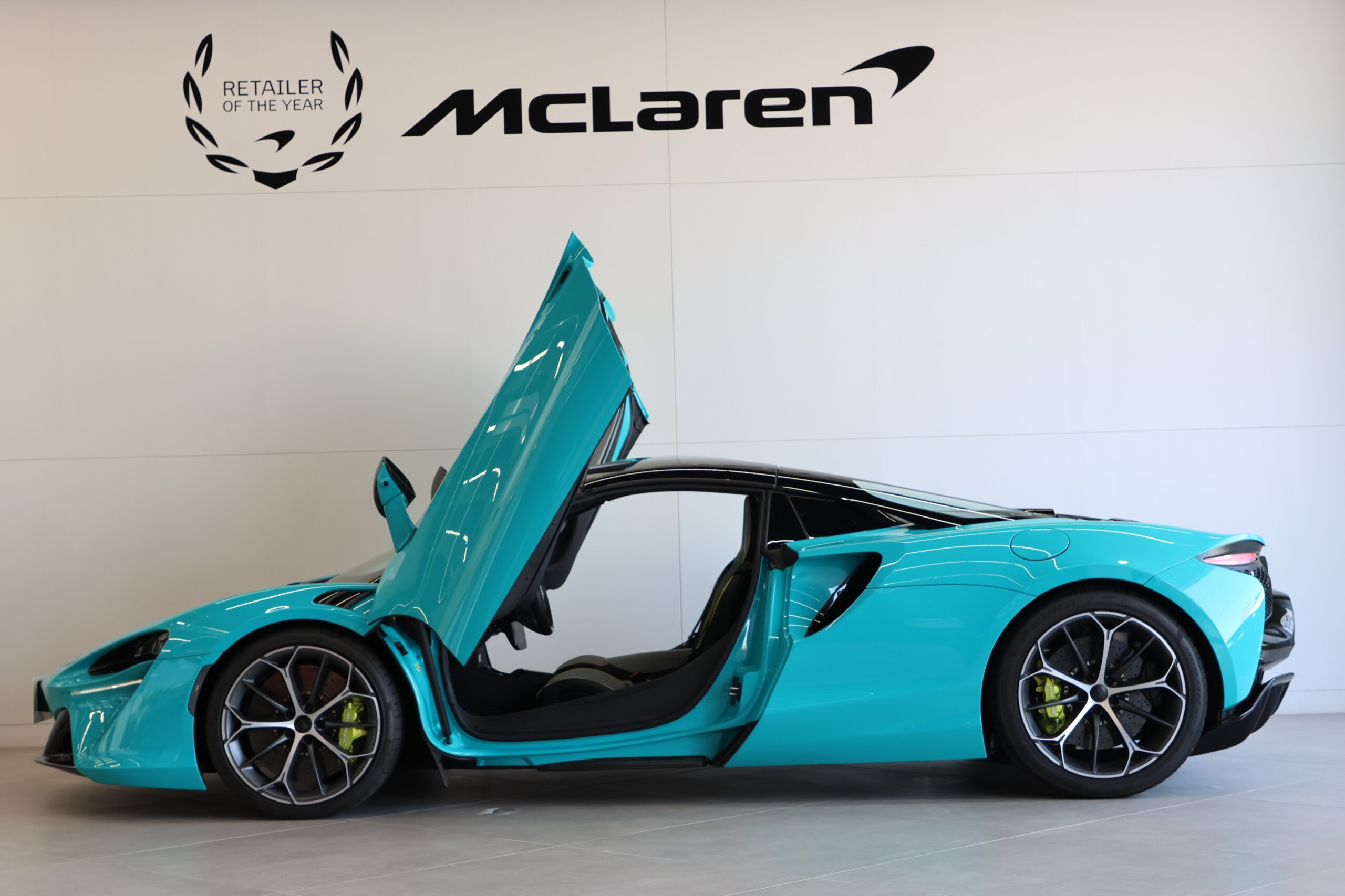 2025 McLaren Artura Spider - 2025 ماكلارين Artura Spider