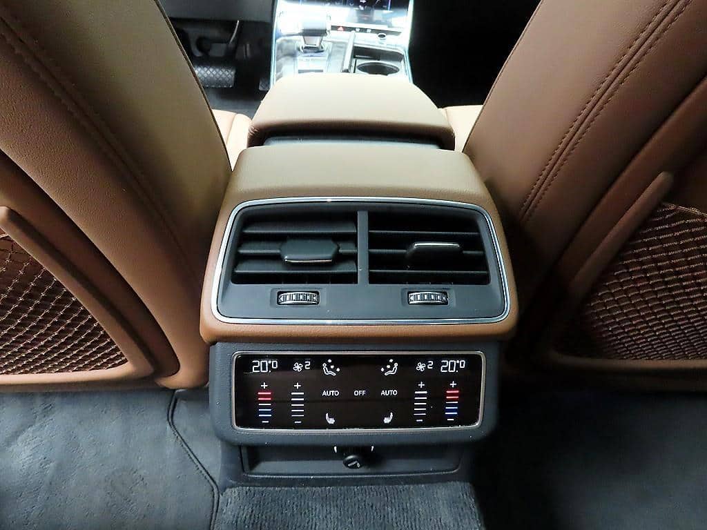 2020 AUDI A6 - 2020 アウディ A6